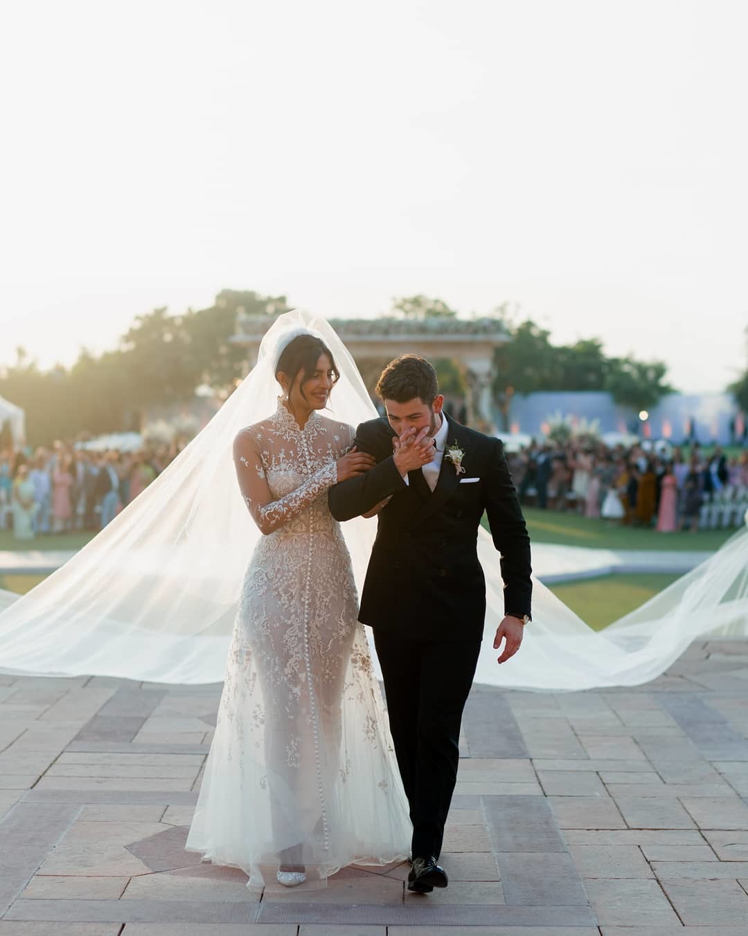 panel Proporcional Comprometido Jennifer Lopez, primer lugar en el ranking de los vestidos de novia más  caros de la historia | Actualidad