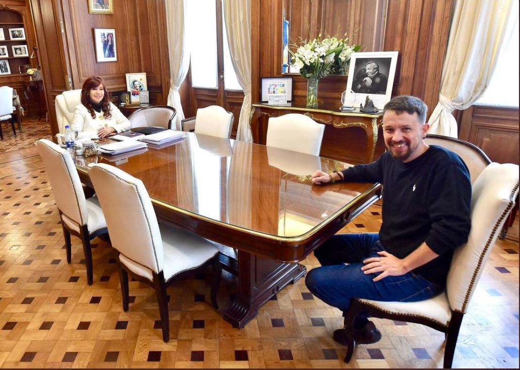 Pablo Iglesias visita a Cristina Kirchner y recibe su apoyo en la crítica a  los medios: "Parece que la cosa viene global" | Internacional