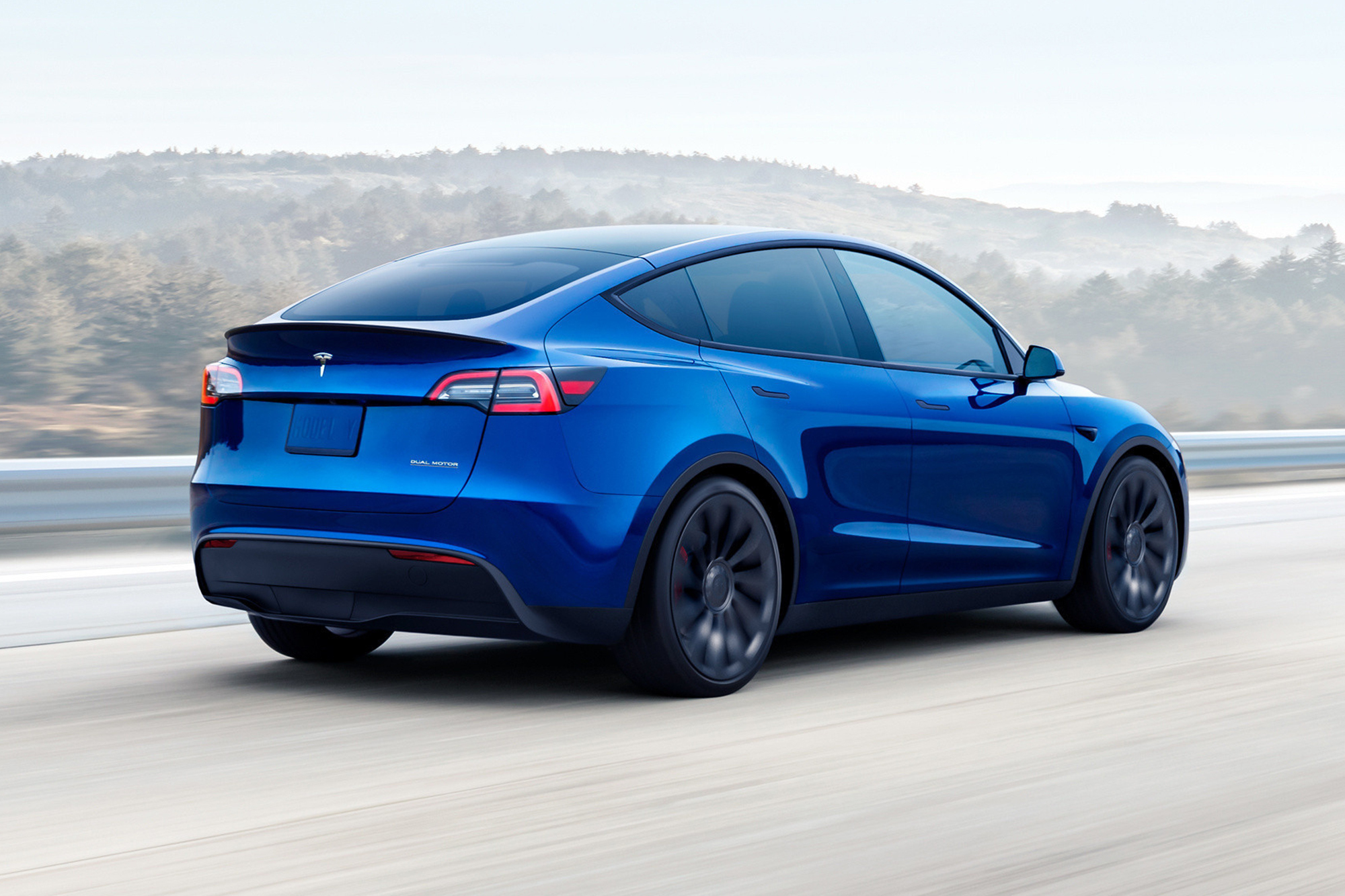 Tesla lanza una versión más asequible del Model Y, su coche más vendido