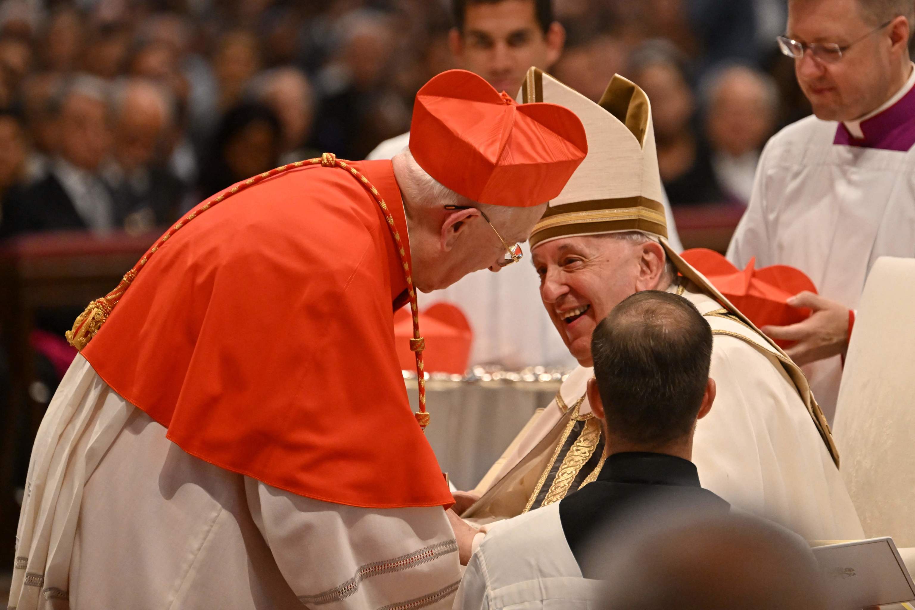 El Papa Francisco junto a Fernando Vrgez