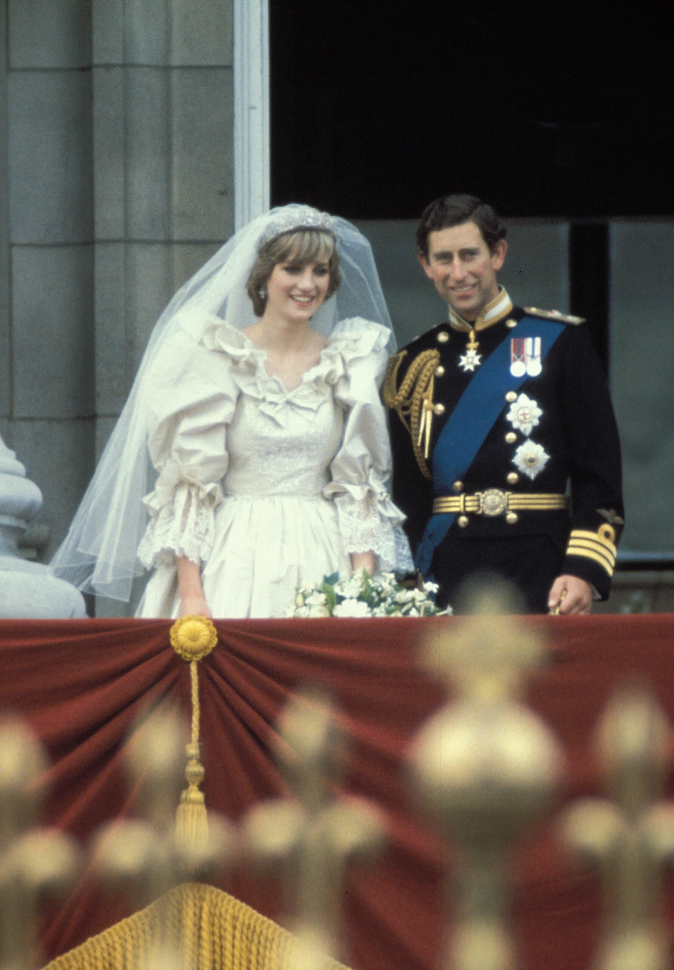 Lady Di y el prncipe Carlos el da de su boda, el 29 de julio de 1981.
