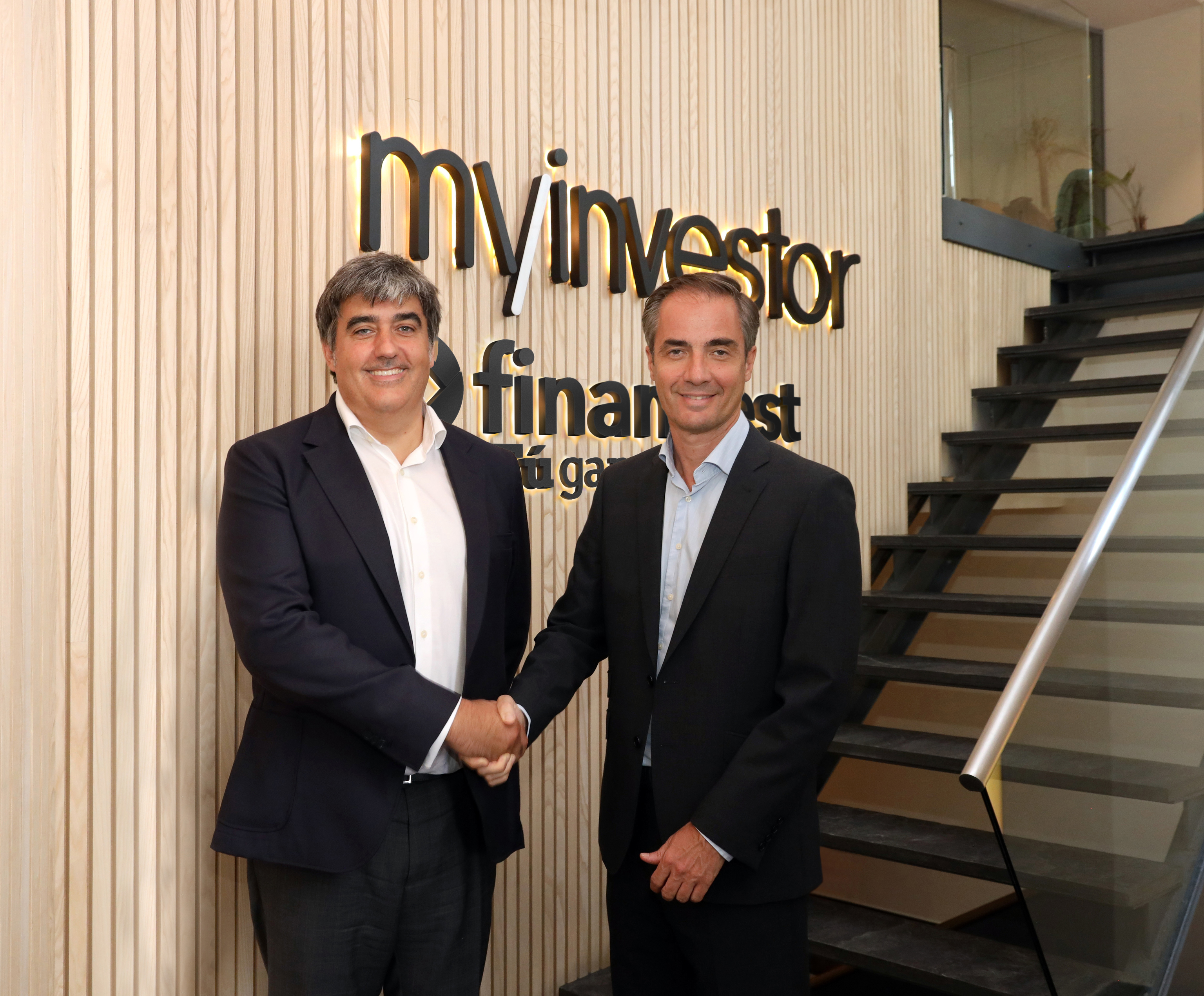 Carlos Aso, CEO de Andbank y vicepresidente de MyInvestor, y Asier Uribeechebarria.