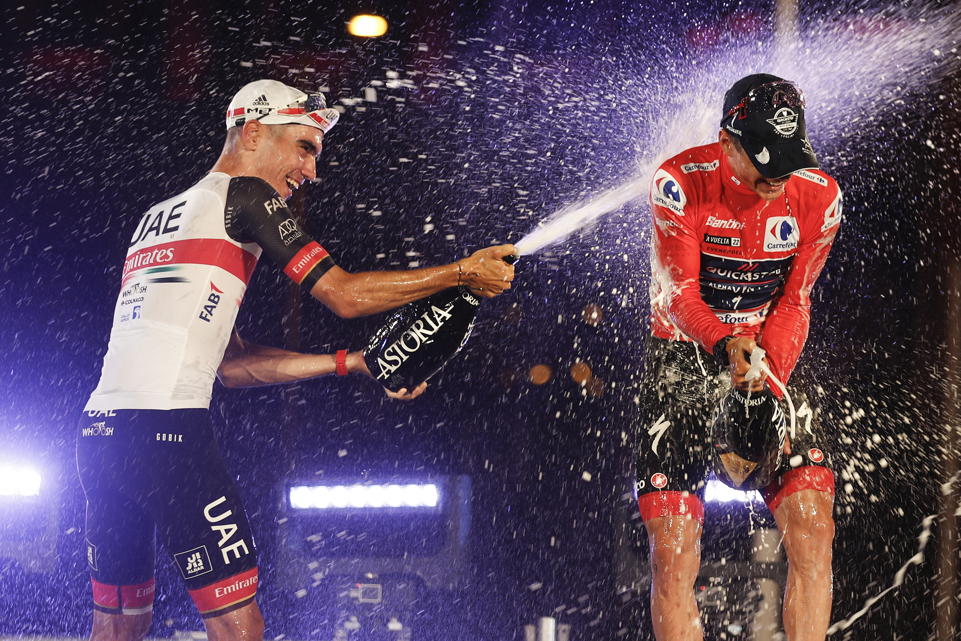 La efervescencia del joven Juan Ayuso le llev al podio de la Vuelta en su primera participacin.