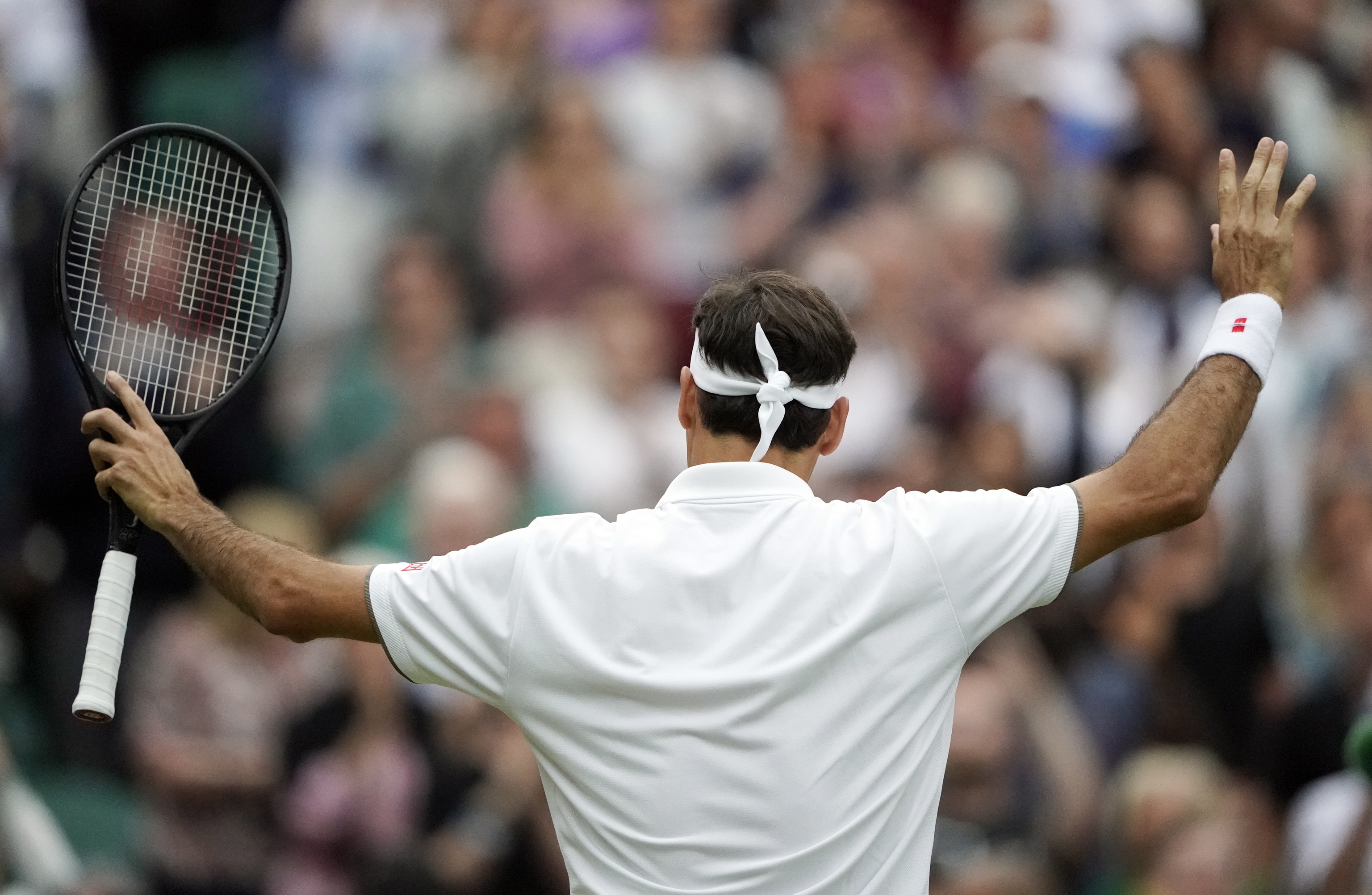Federer, tras ganar a Berrettini en Wimbledon 2018.