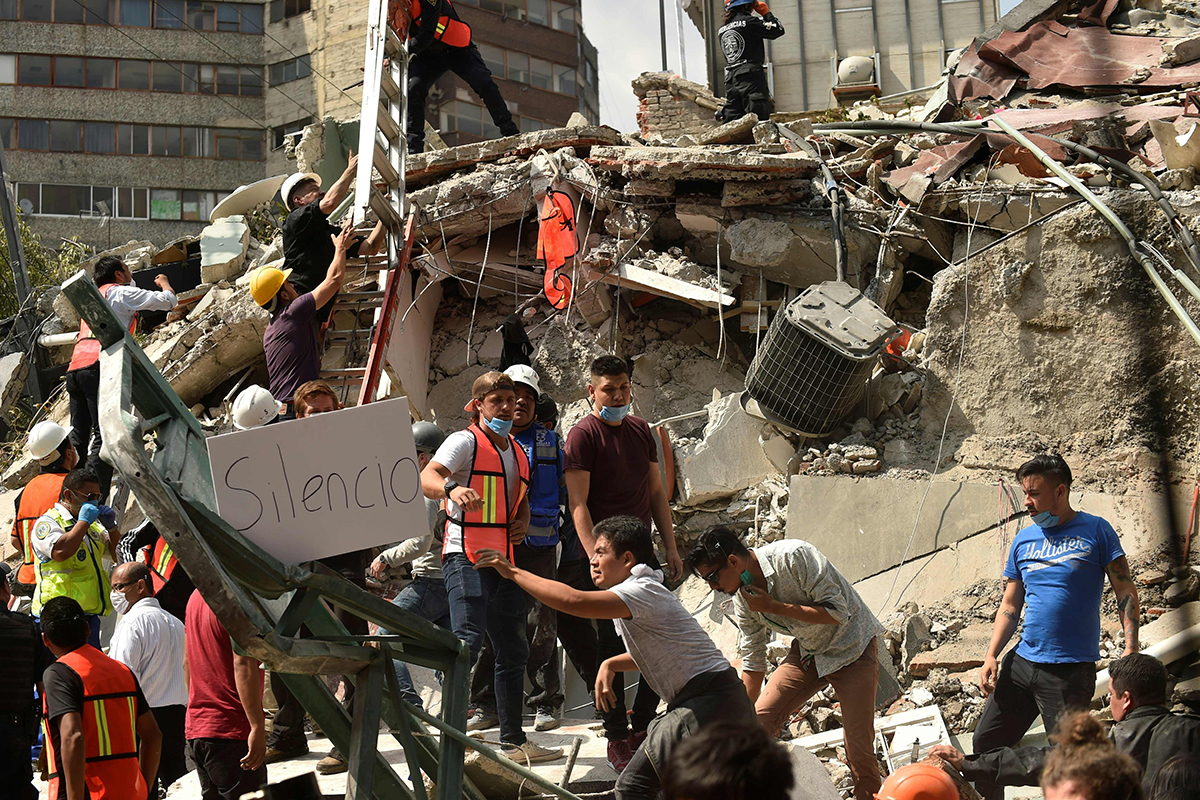 Un terremoto sacude el centro de México en el aniversario de la catástrofe de 2017