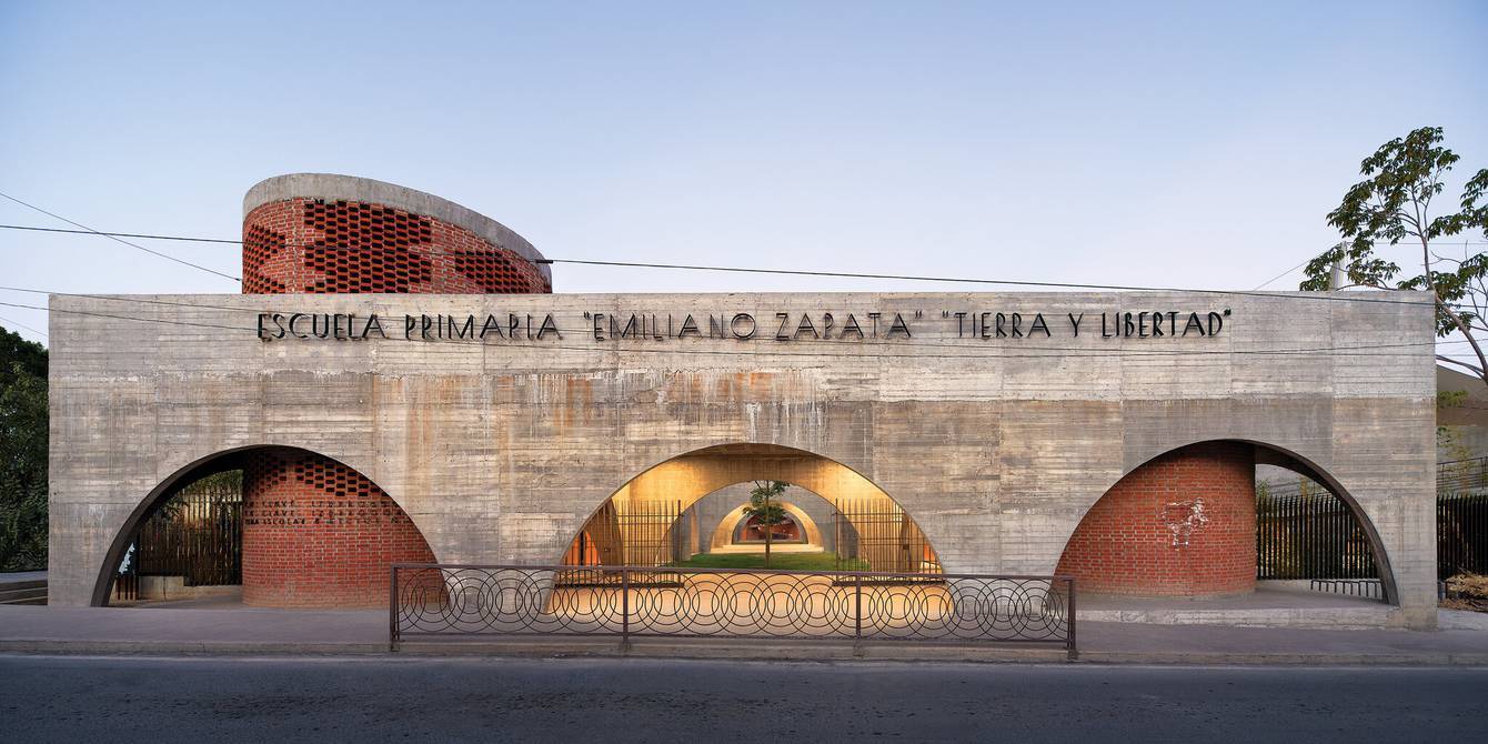 Escuela reconstruida Emiliano Zapata de Jojutla.