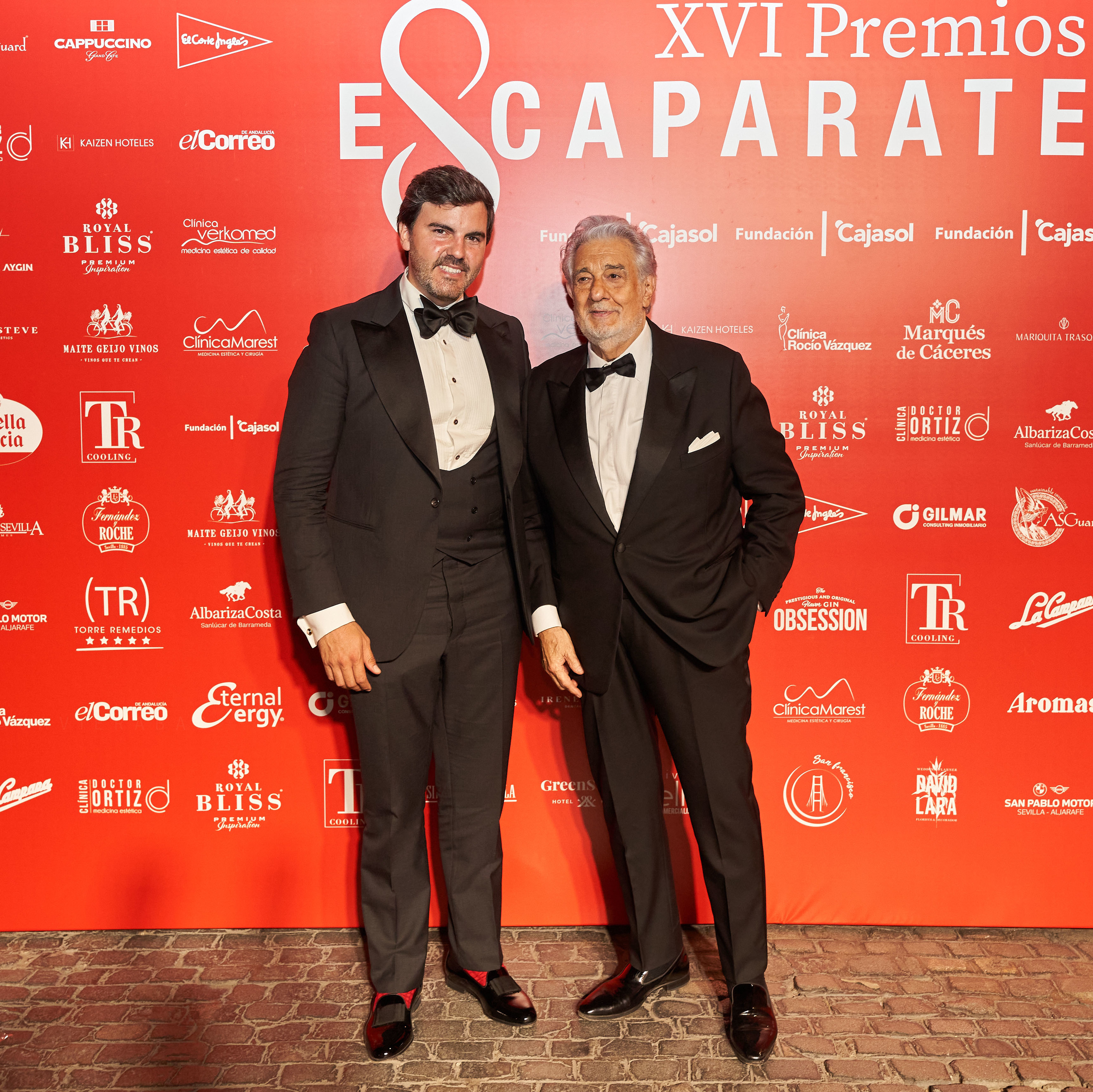 Mario Niebla del Toro (fundador y director de Escaparate) y Plcido Domingo (padrino de honor y premio Escaparate de Honor).