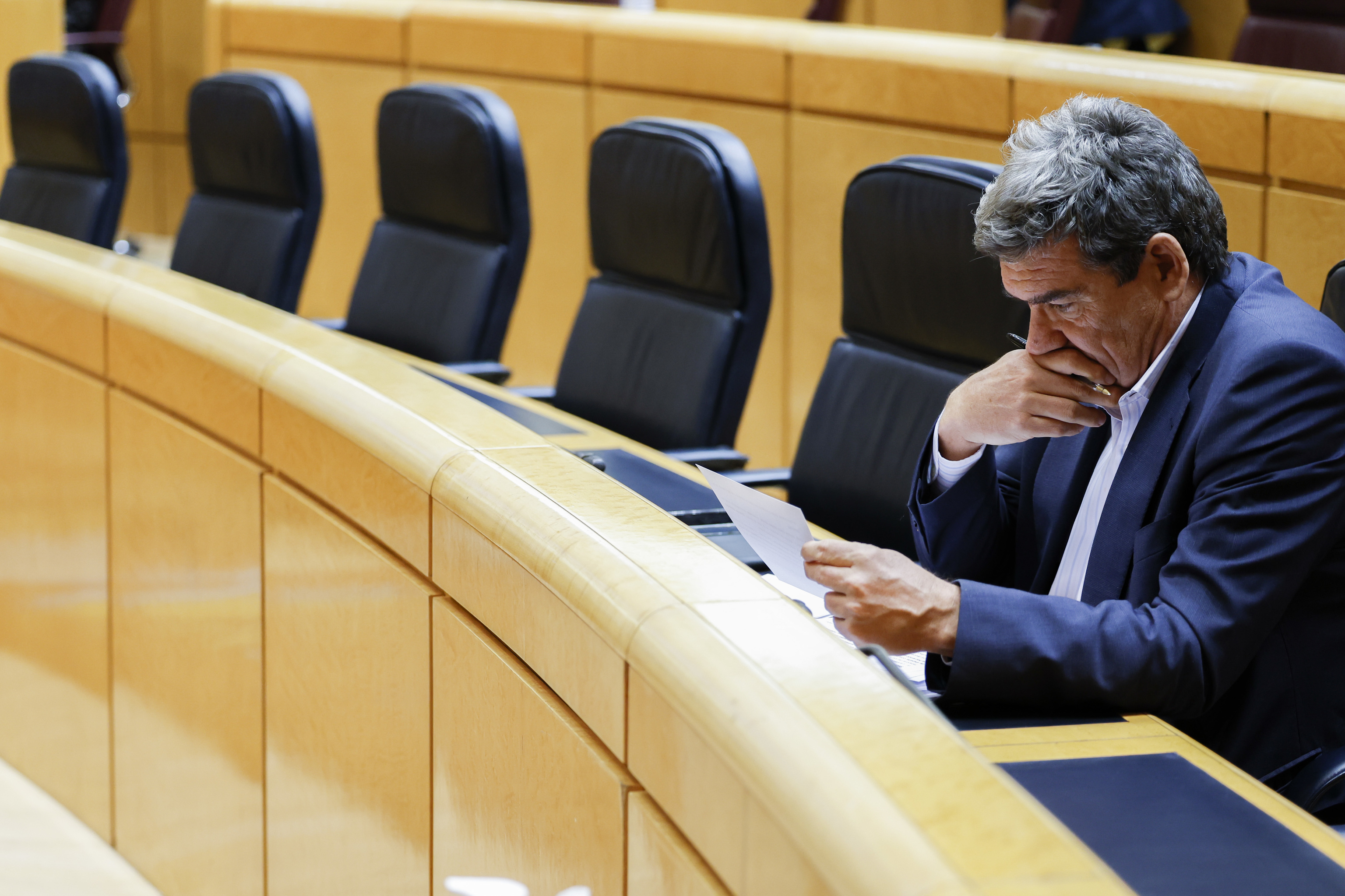 Bruselas fuerza a Escrivá a reformular una de las claves de su reforma de las pensiones