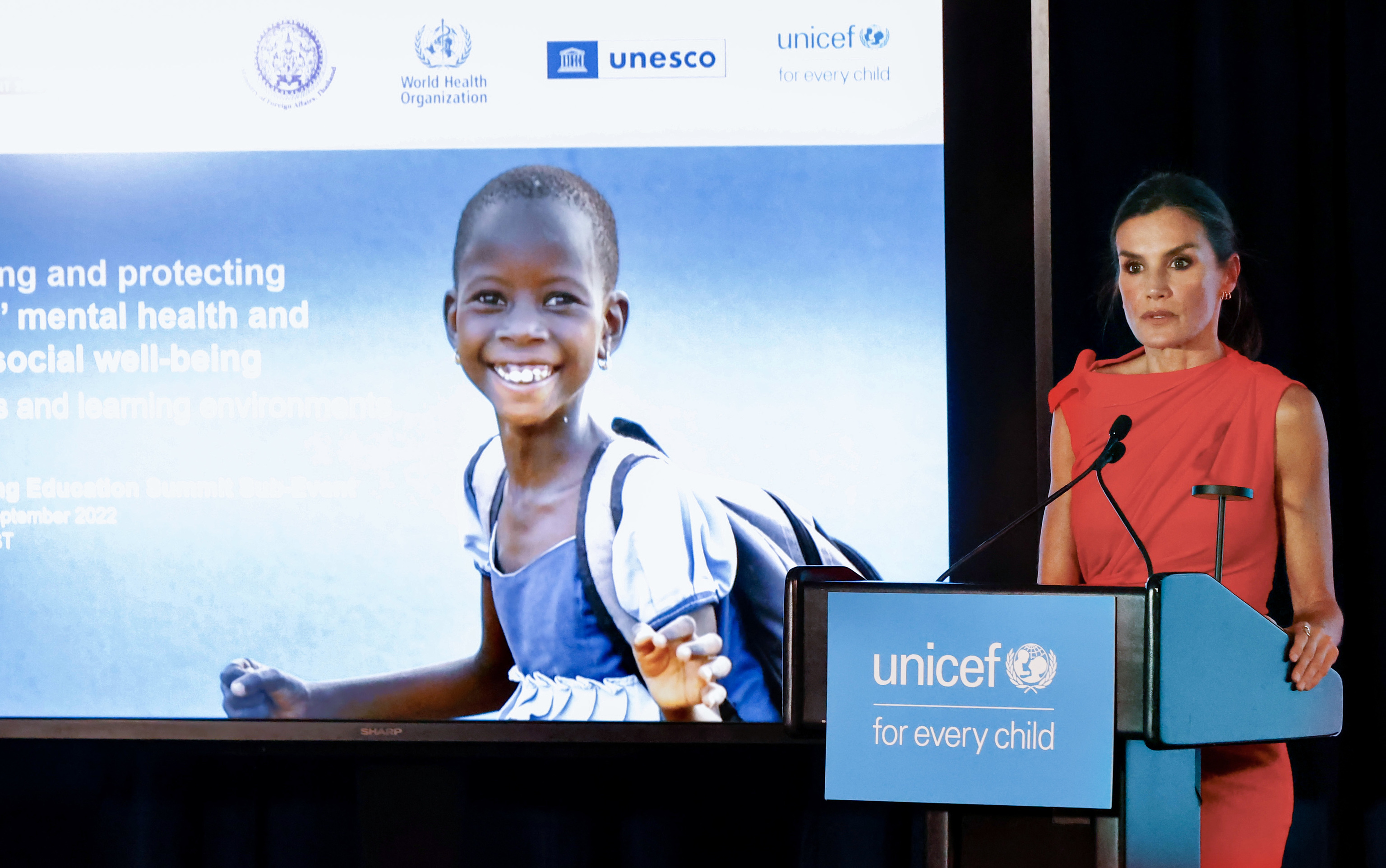 La Reina Letizia durante su participación en el evento organizado por UNICEF y la OMS incluido en la semana de alto nivel de la Asamblea General de las Naciones Unidas y la cumbre del secretario general para la transformación de la educación, hoy martes en Nueva York.