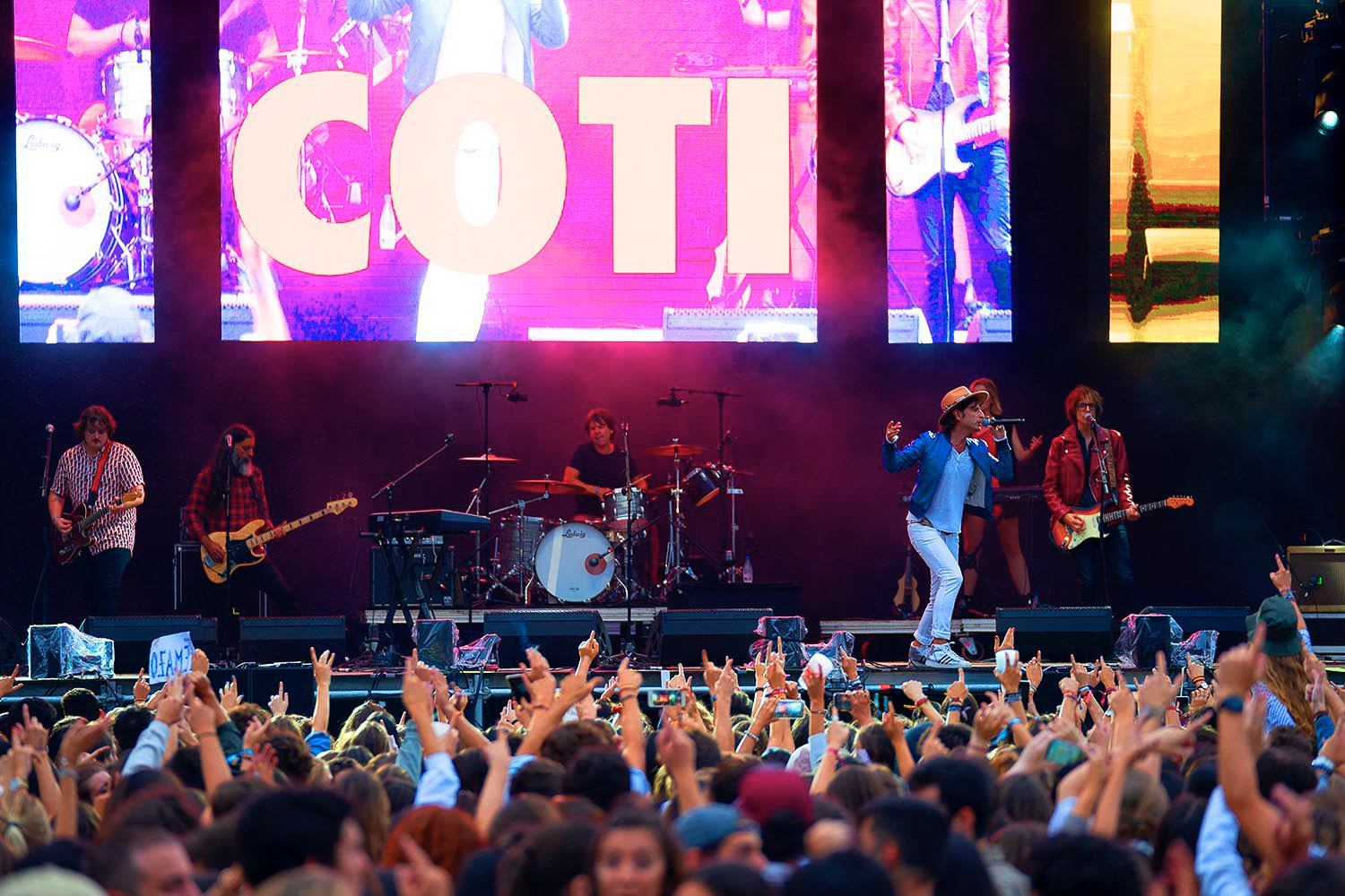 El cantante Coti actuando en la ltima edicin del Jardn de las Delicias Festival.