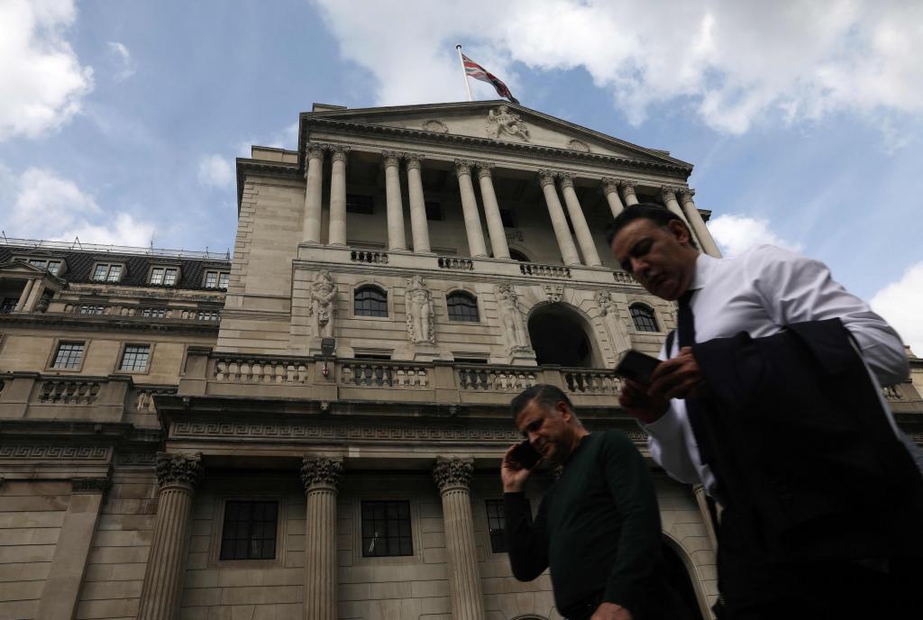 El Banco de Inglaterra sube los tipos al 2,25 %, su nivel más alto desde 2008 y prevé entrar en recesión en el tercer trimestre
