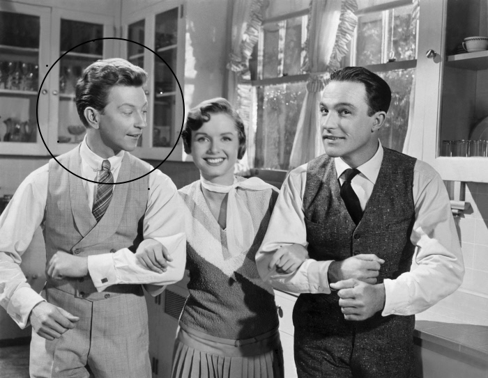 Donald O'Connor, Debbie Reynolds y Gene Kelly, en una escena de Cantando bajo la lluvia.