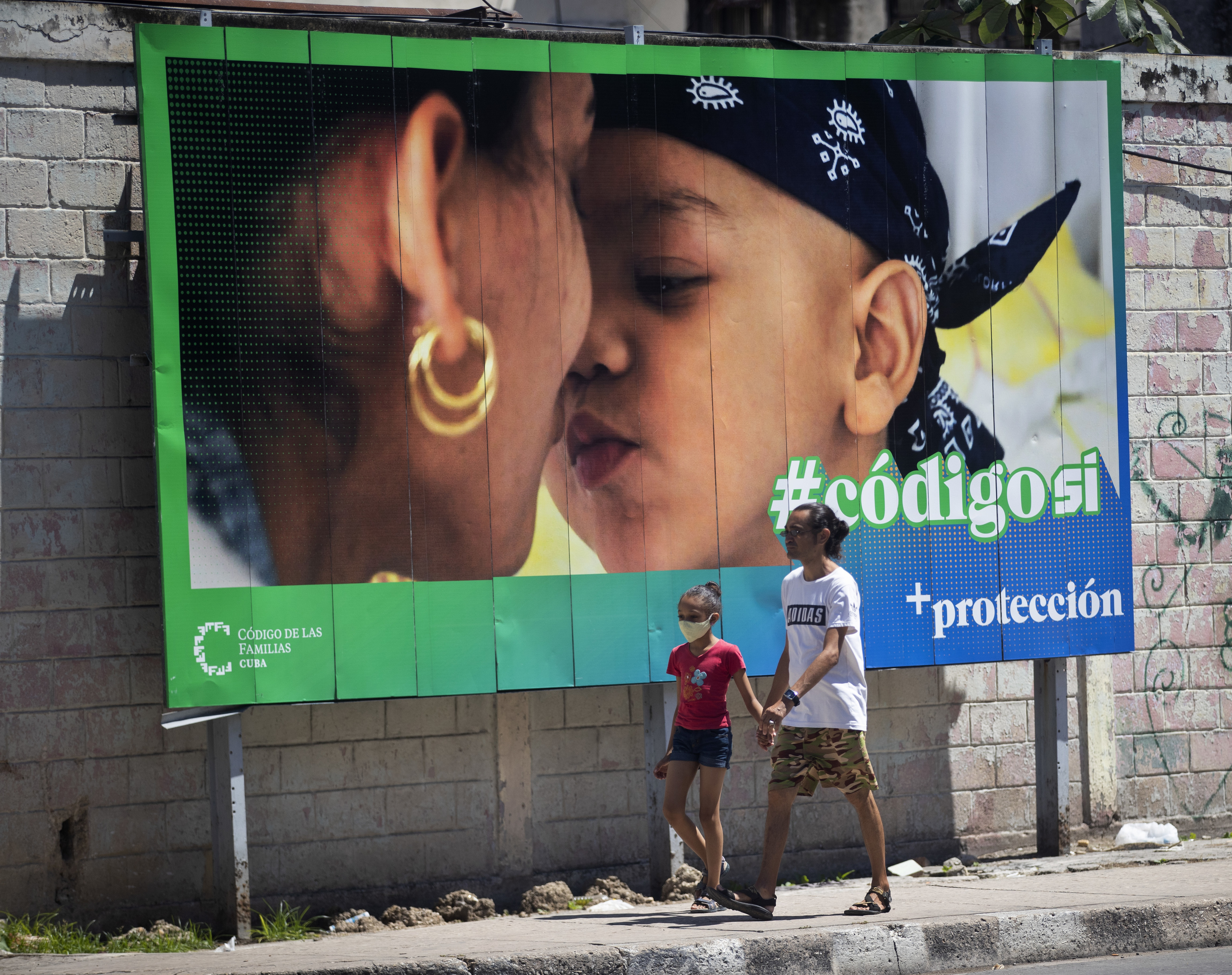 Cuba vota en referéndum legalizar el matrimonio entre personas del mismo sexo y la gestación subrogada