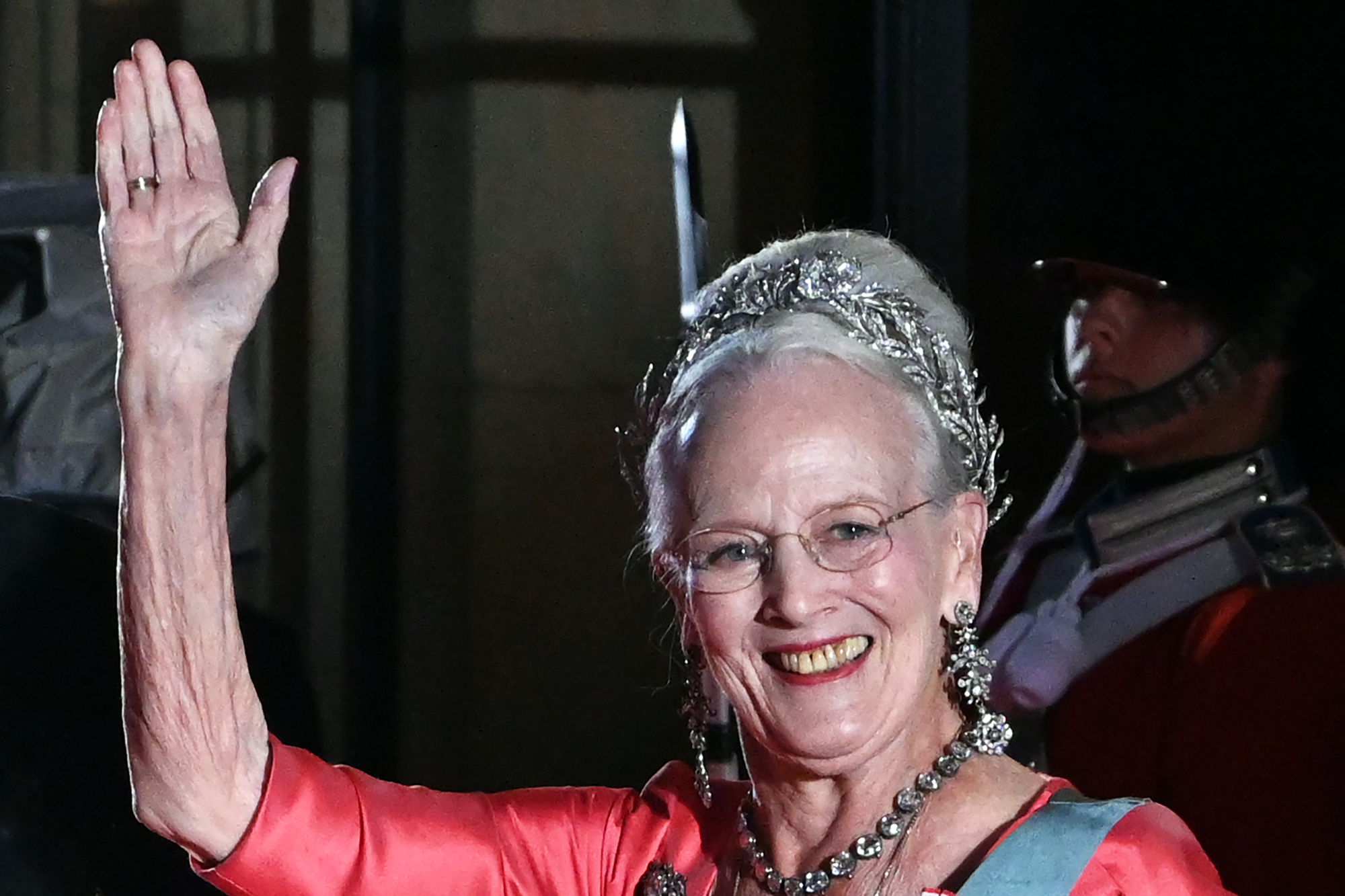 Margarita de Dinamarca quita a sus nietos el título de príncipes y se suma a la era de las familias reales menguantes