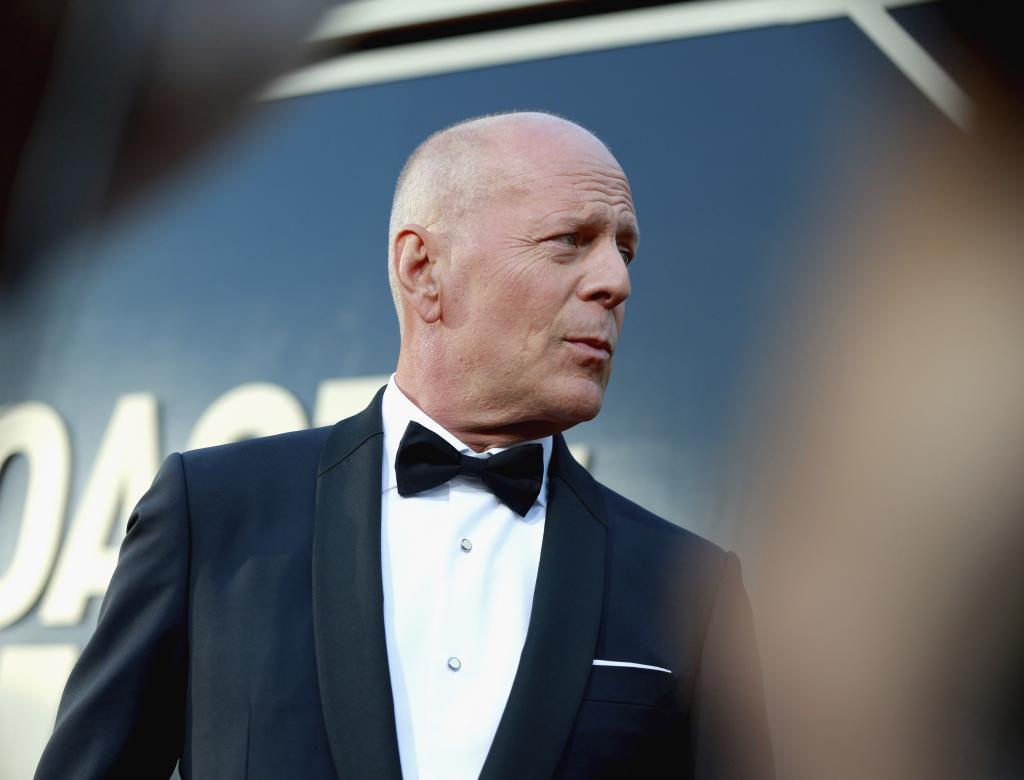 Bruce Willis vende su imagen para poder ser recreado por inteligencia artificial tras su reciente retirada del cine