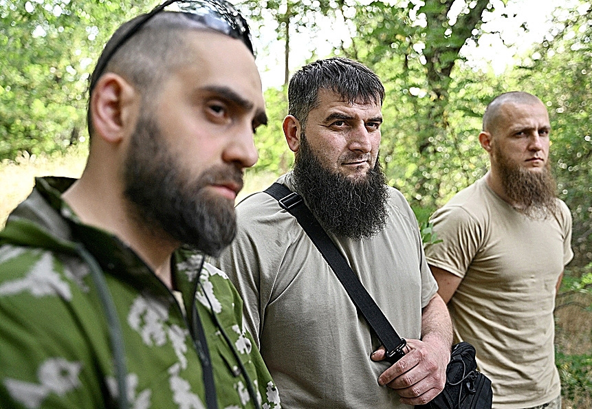 Miembros del batallón Sheij Mansur, en Zaporiyia.