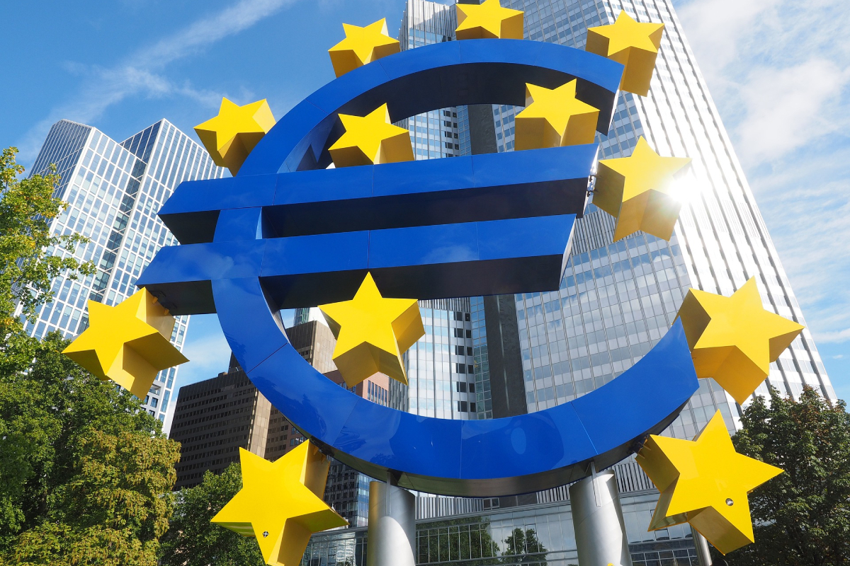 La subida de tipos del Banco Central Europeo dispara el precio de las hipotecas fijas