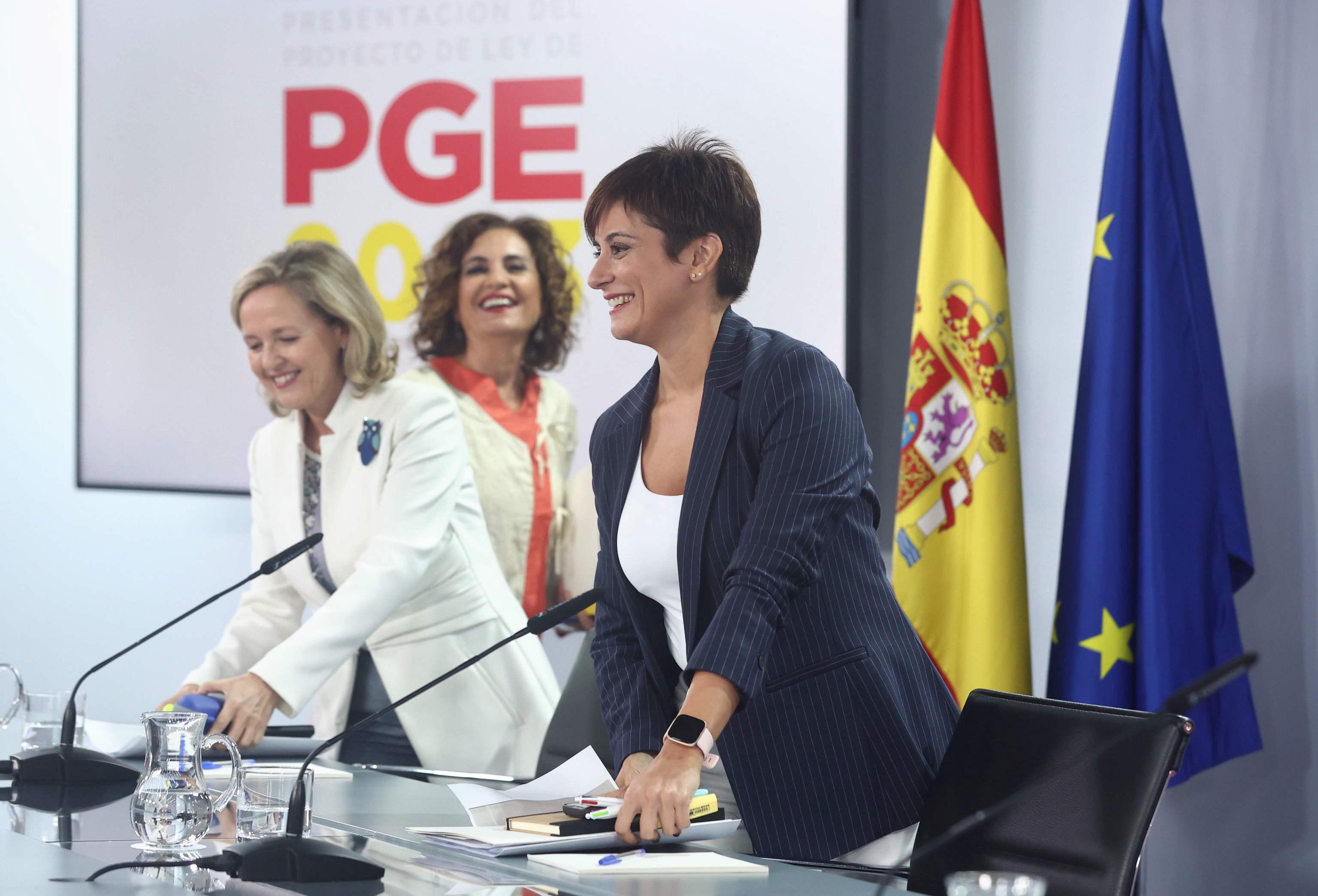 La vicepresidenta Calviño, la ministra Montero y la ministra portavoz Rodríguez.