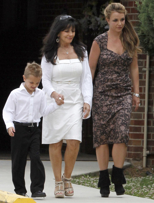 Britney Spears y su madre, en una imagen de 2013.