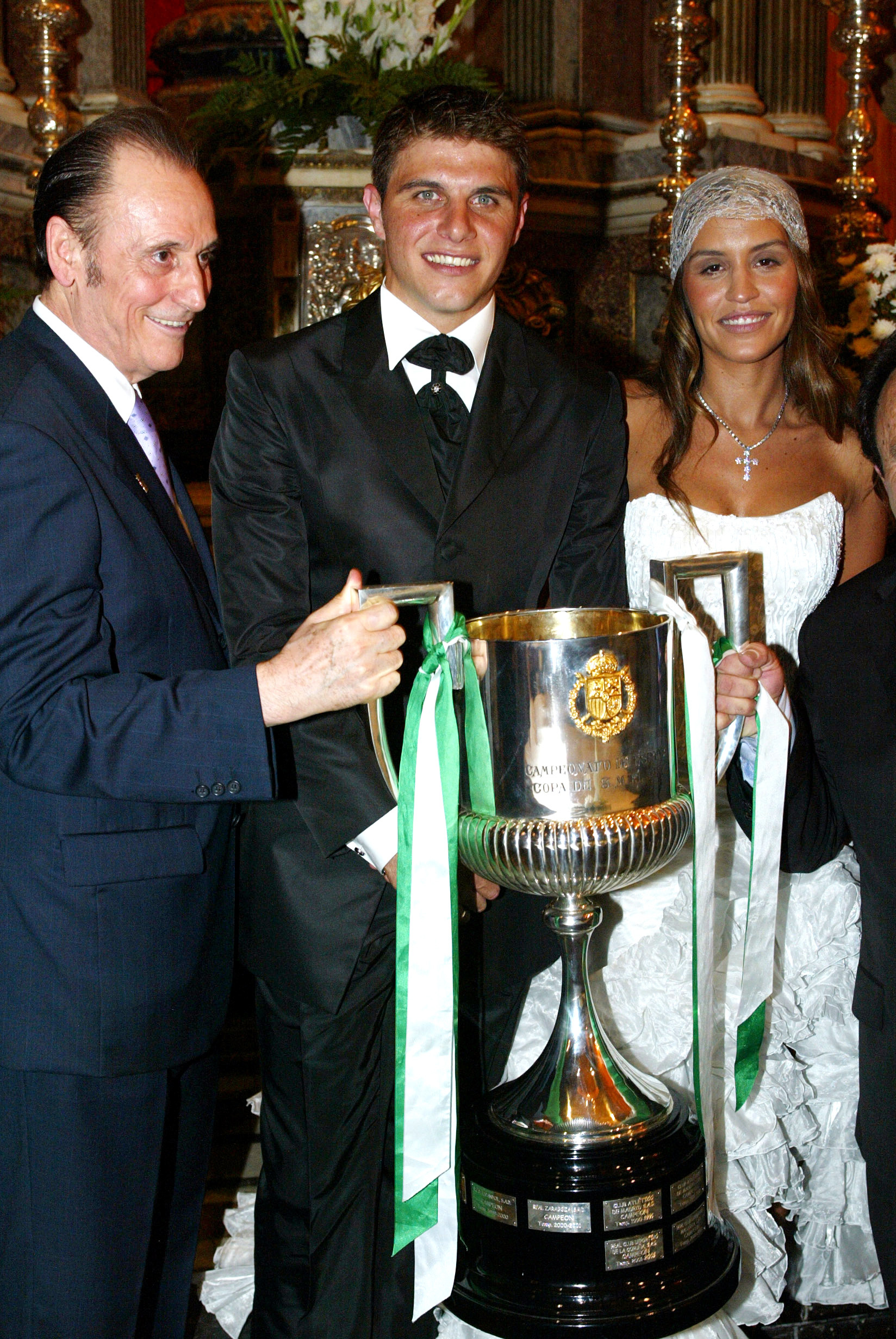 Manuel Ruiz de Lopera en la boda del futbolista Joaqun Snchez con Susana Saborido