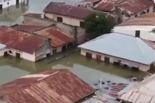 Captura de un vídeo de las inundaciones en Nigeria.