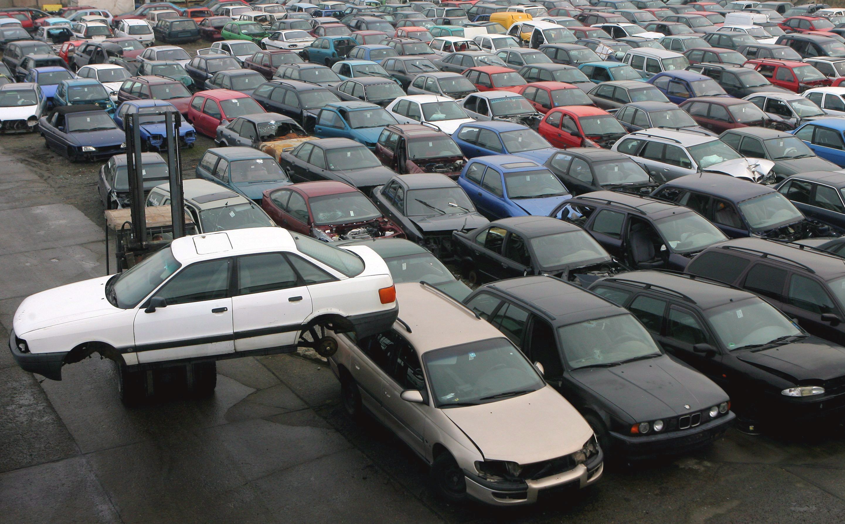 En España hay más de 16 millones de vehículos que pasan de los 15 años