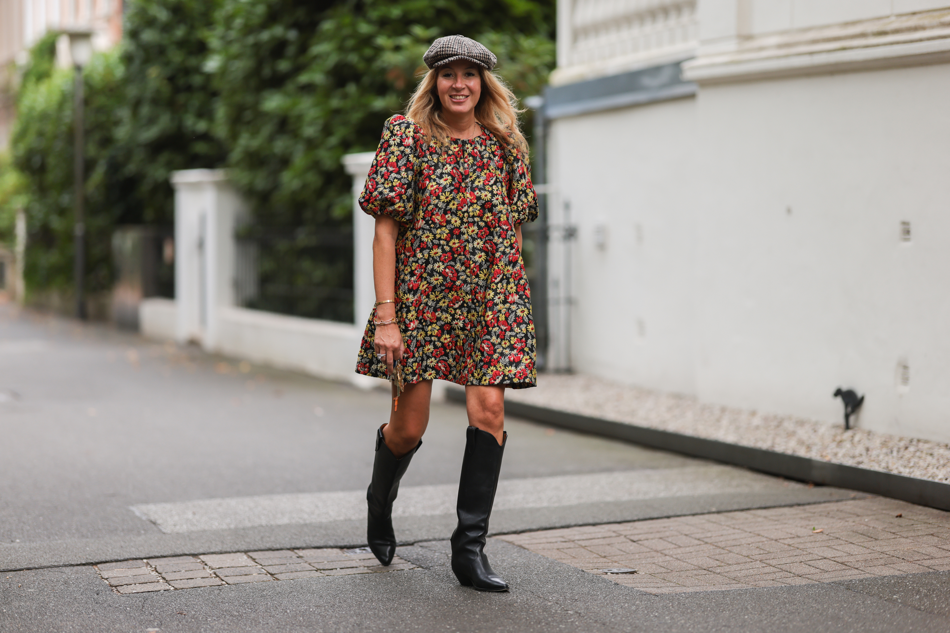 Botas cowboy baratas de Zara y Mango Outlet para seguir las tendencias | Moda