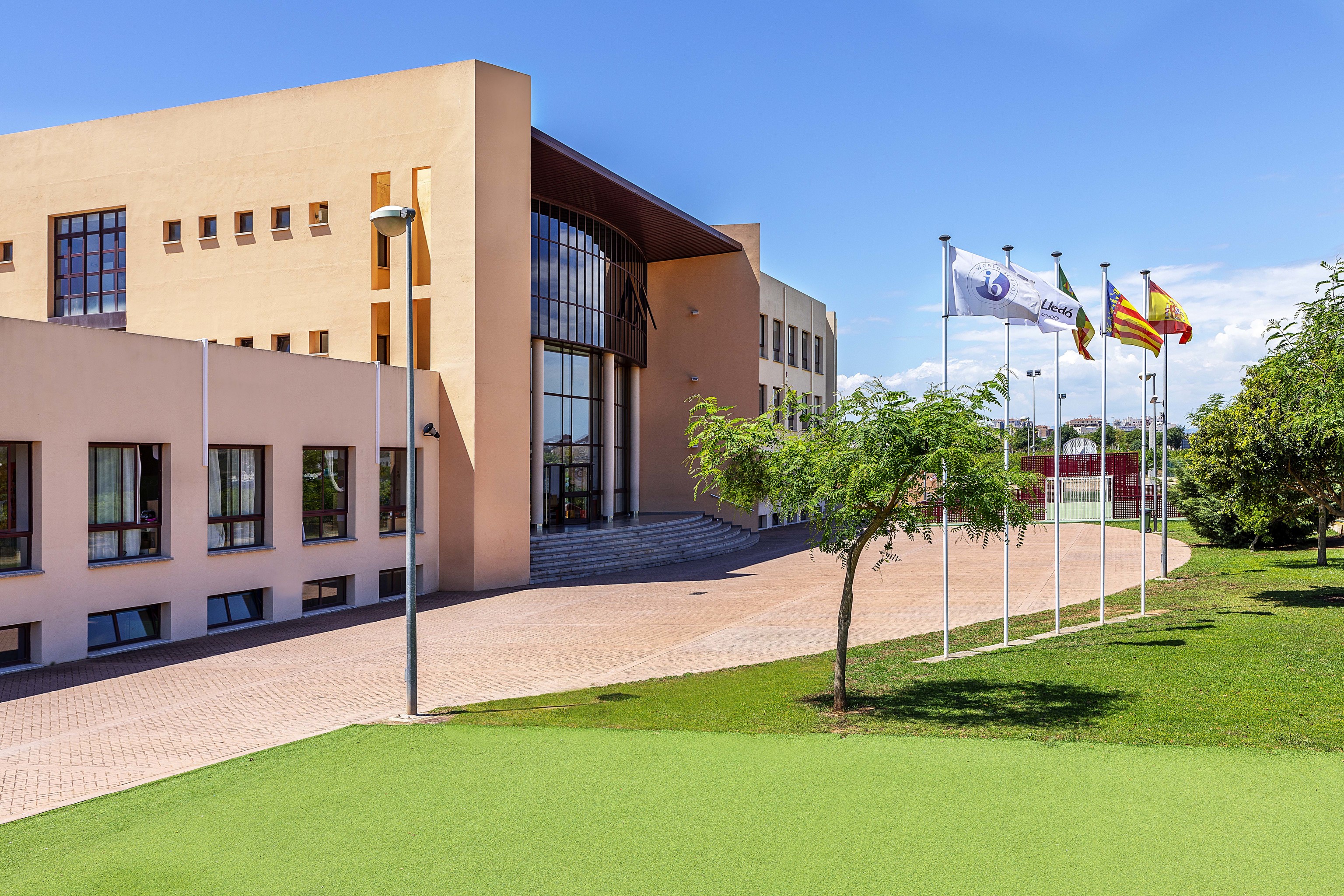 Instalaciones del colegio Agora Lledo International School en la capital de la Plana.
