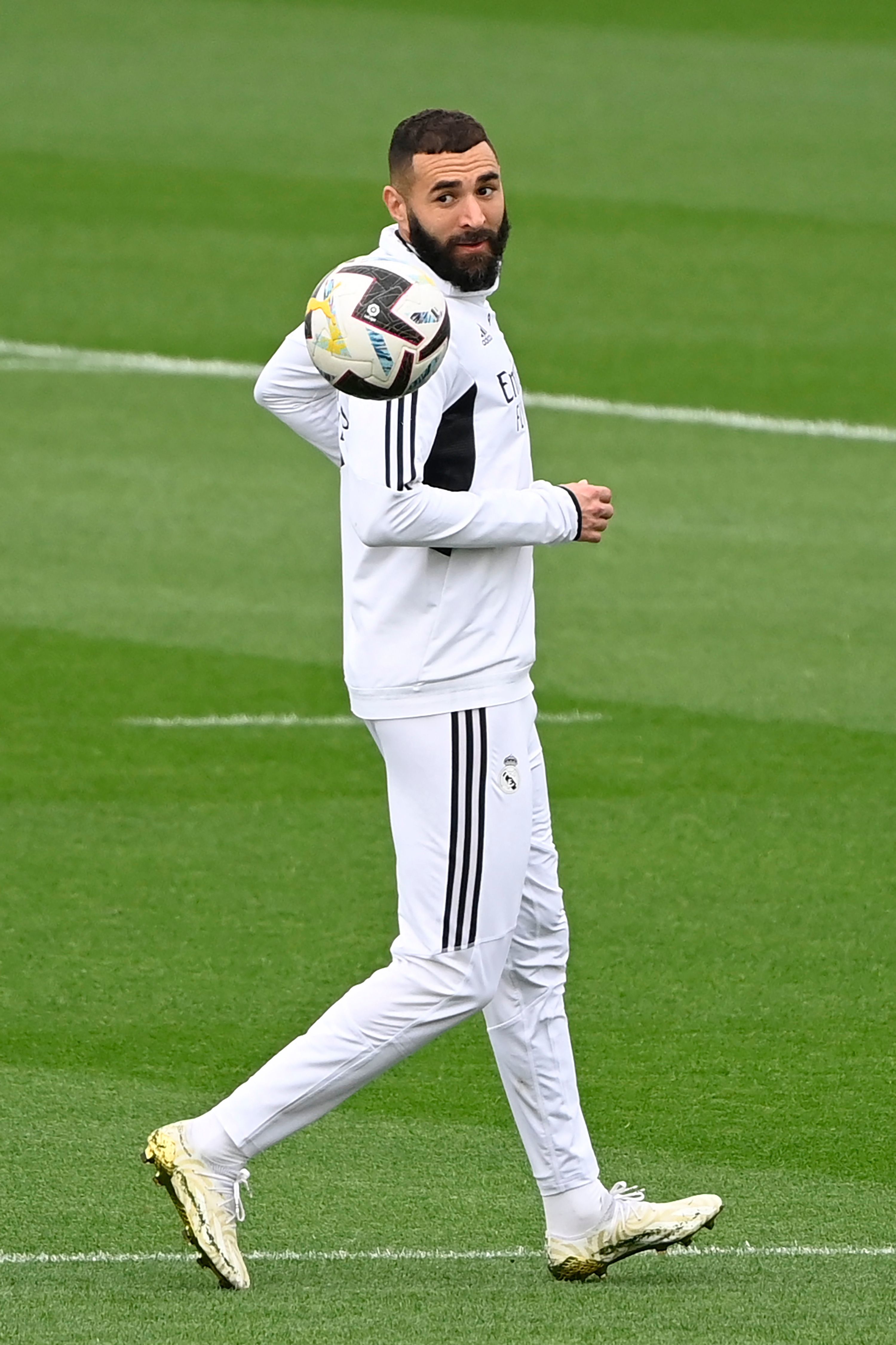 Karim Benzema, durante el entrenamiento del viernes.