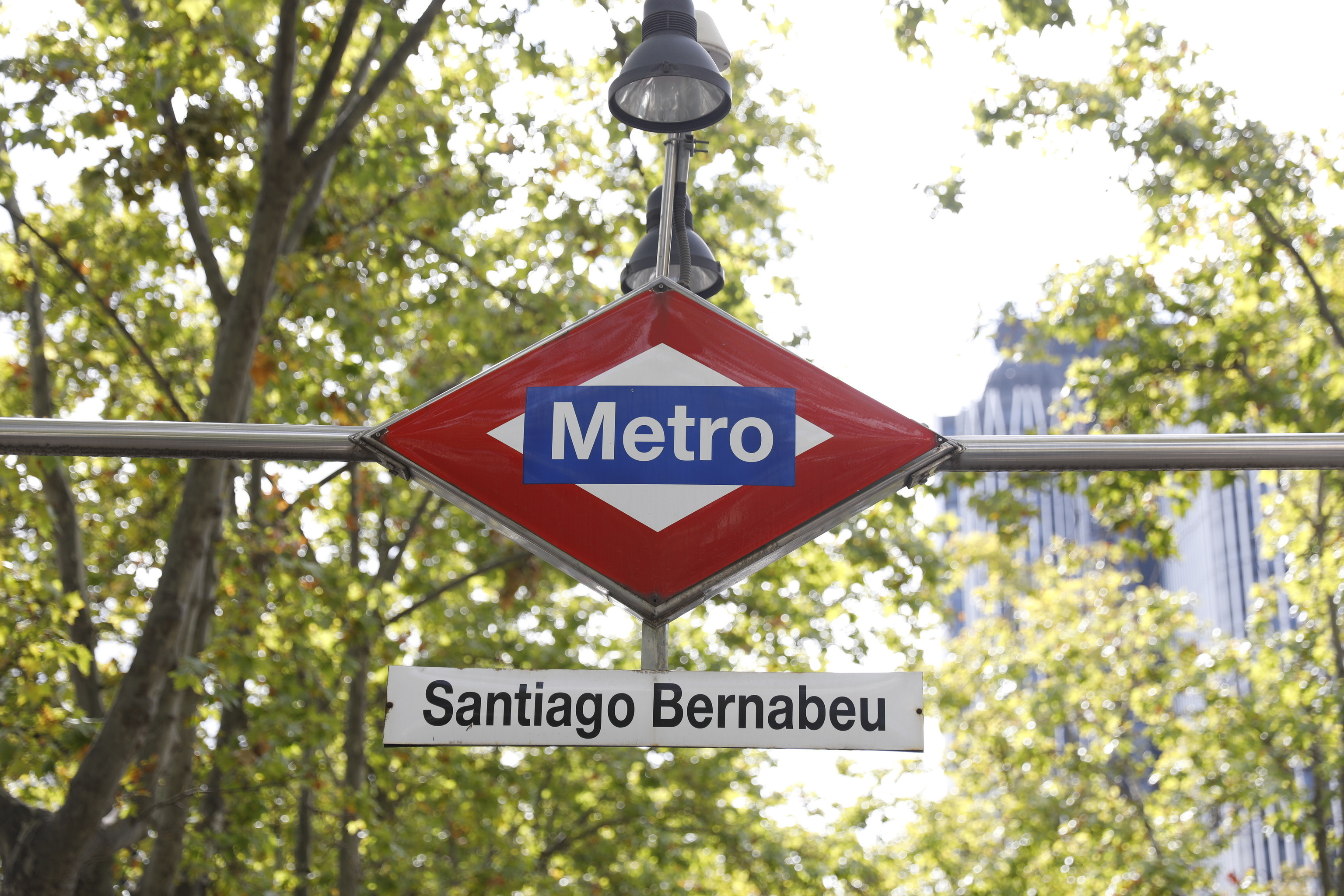 Actual parada de Metro de Santiago Bernabu.