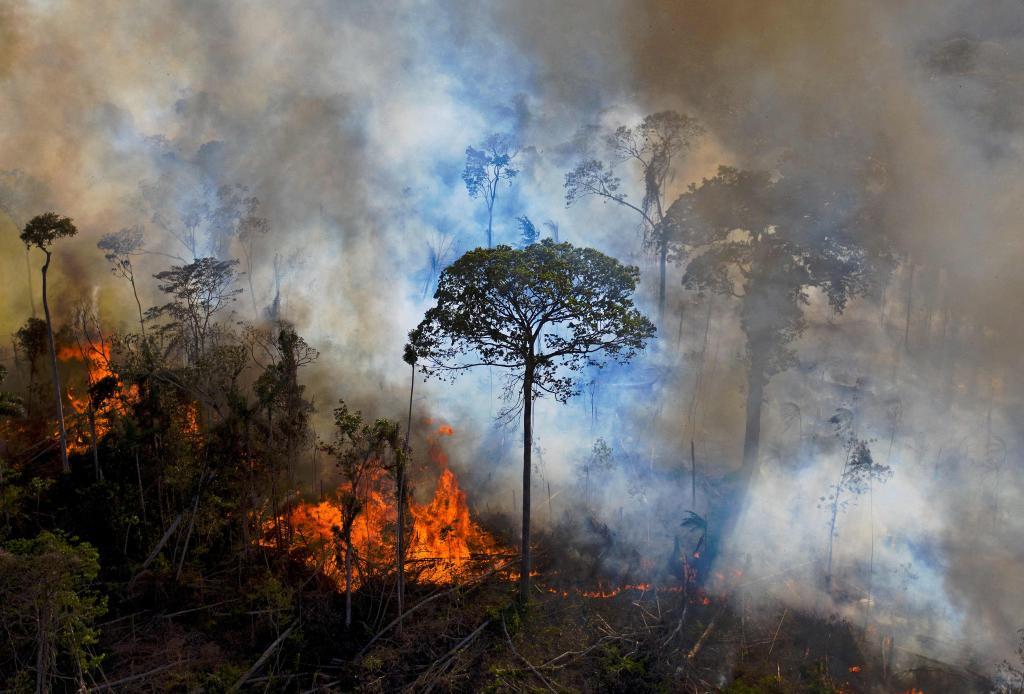 Imagen de archivo de un incendio en la Amazona.