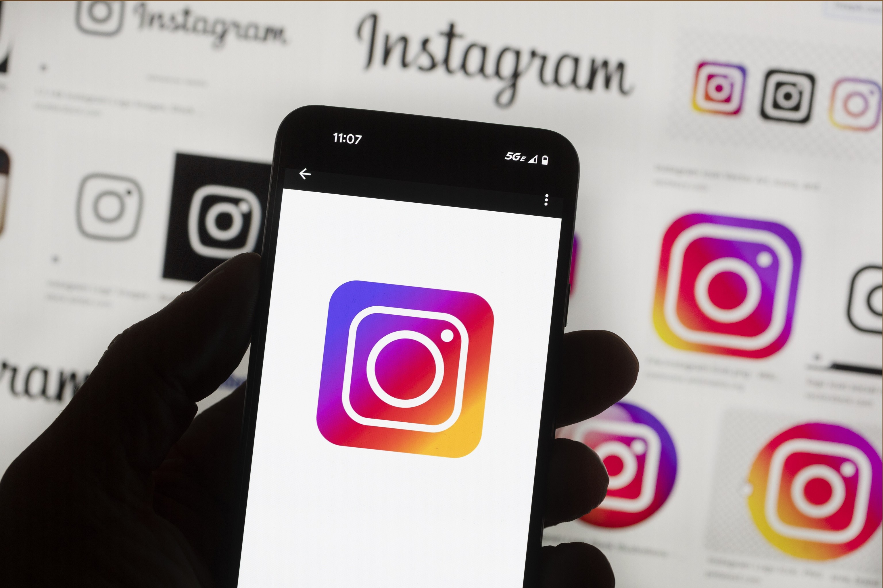 El logo de Instagram, en un tel