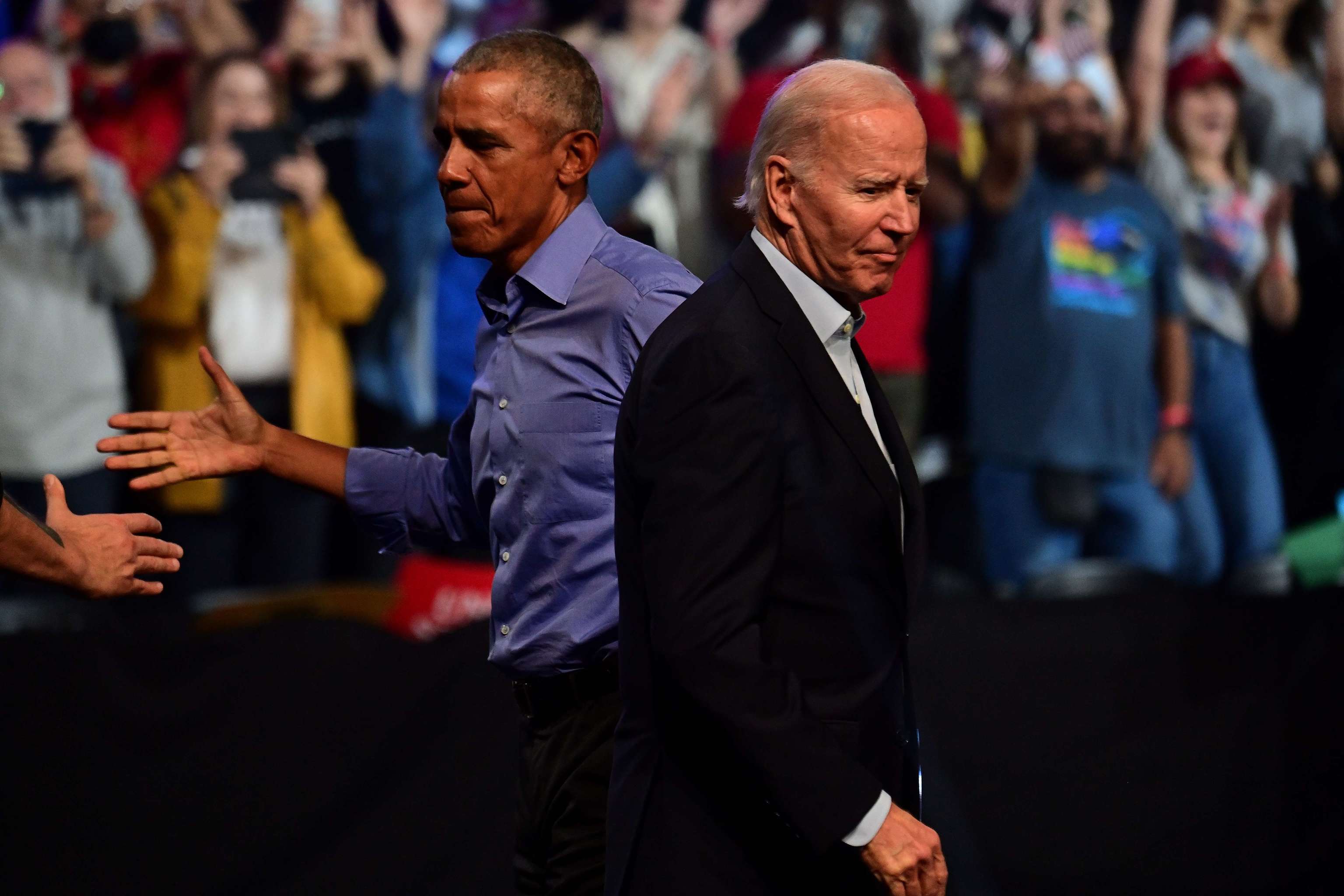 Barack Obama y Joe Biden dan un mitin en Pensilvania.