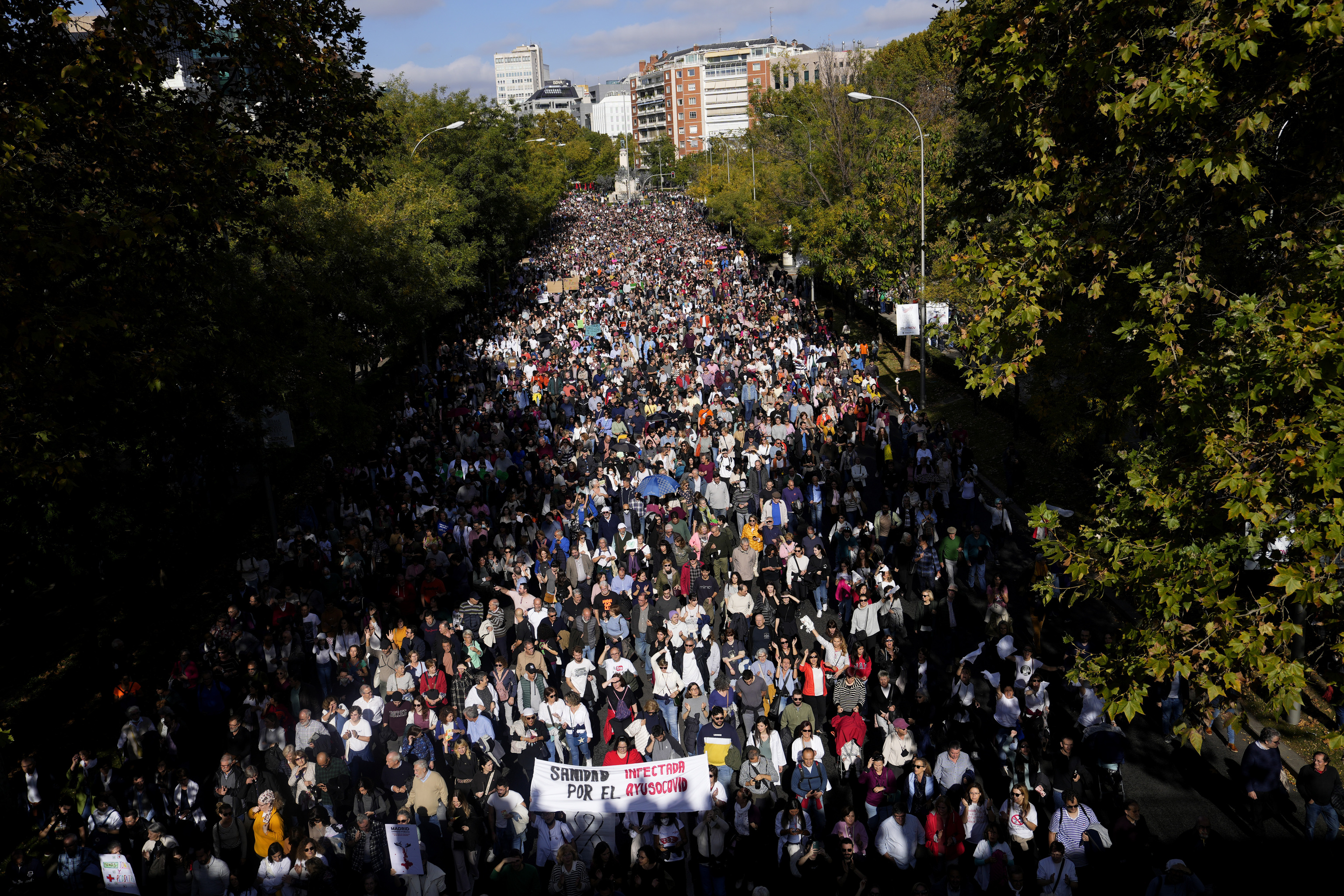 Manifestación ciudadana, ayer: "Madrid se levanta por la sanidad pública",