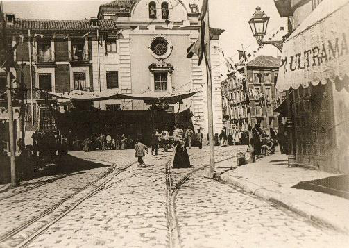 Imagen de la plaza de la Cebada a principios del siglo XX