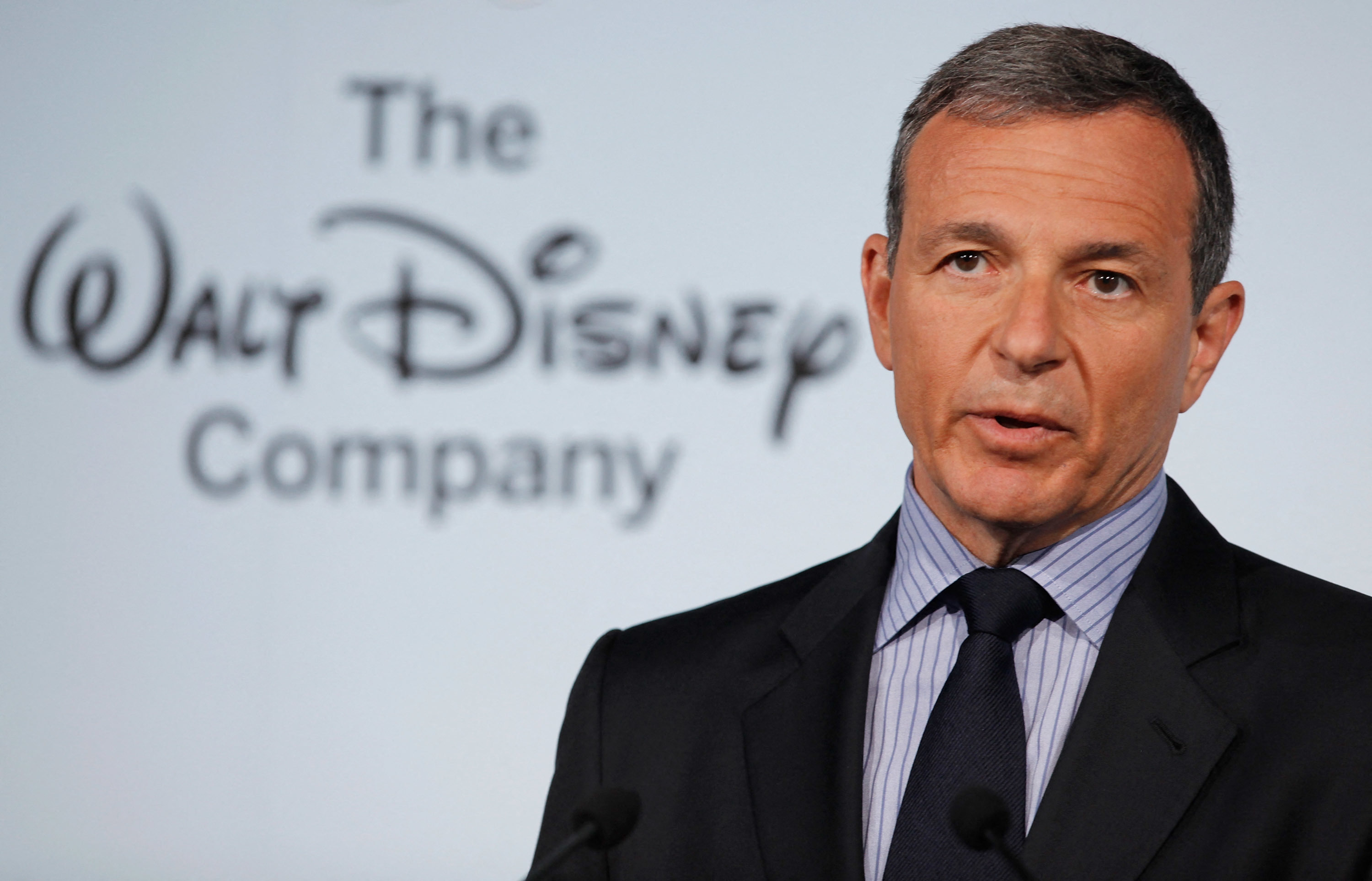Disney se dispara casi un 10% en Wall Street tras el retorno de Bob Iger
