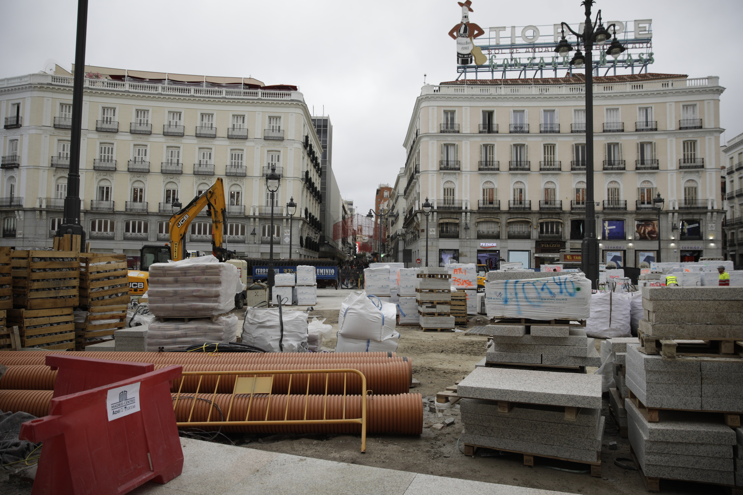 Zona an sin asfaltar de la Puerta del Sol