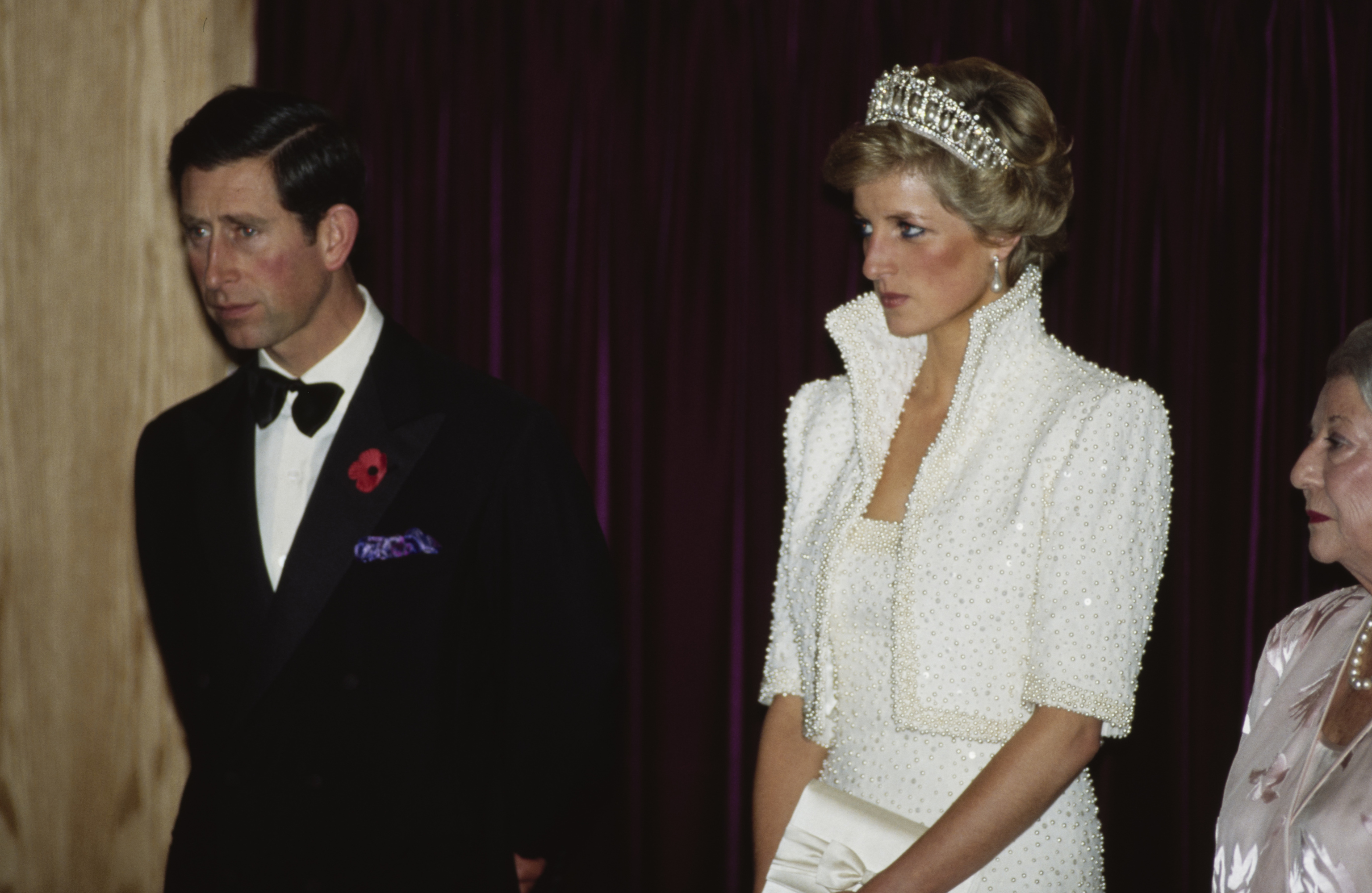 Lady Di en 1989 con su tiara favorita, la Lover's Knot, en una visita oficial a Hong Kong.