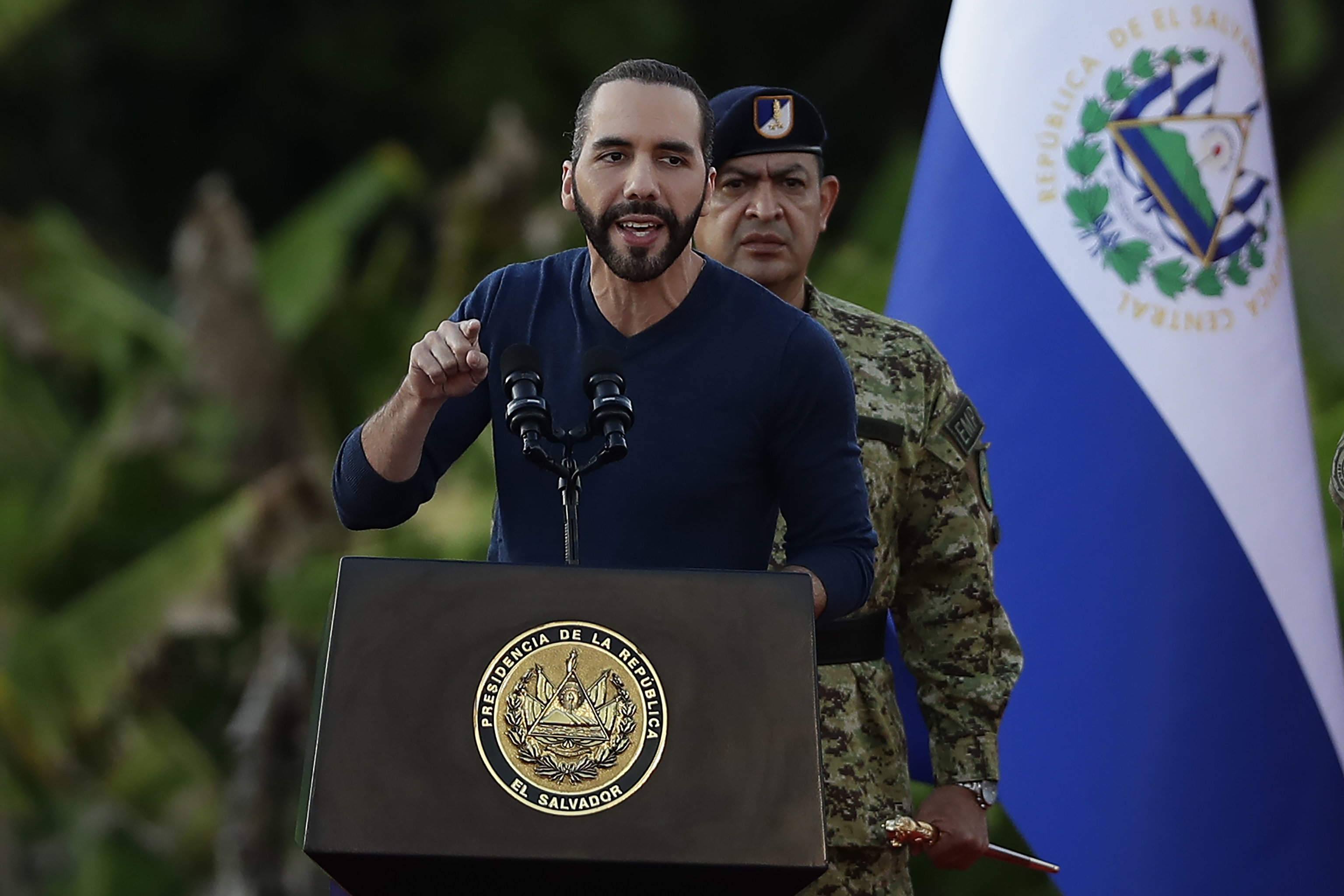 Bukele cercará militarmente las grandes ciudades de El Salvador para «extraer la plaga» de pandilleros