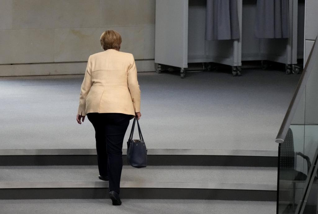 Merkel admite que vio venir la guerra en Ucrania y no pudo hacer nada porque para Putin era ya ‘un pato cojo’