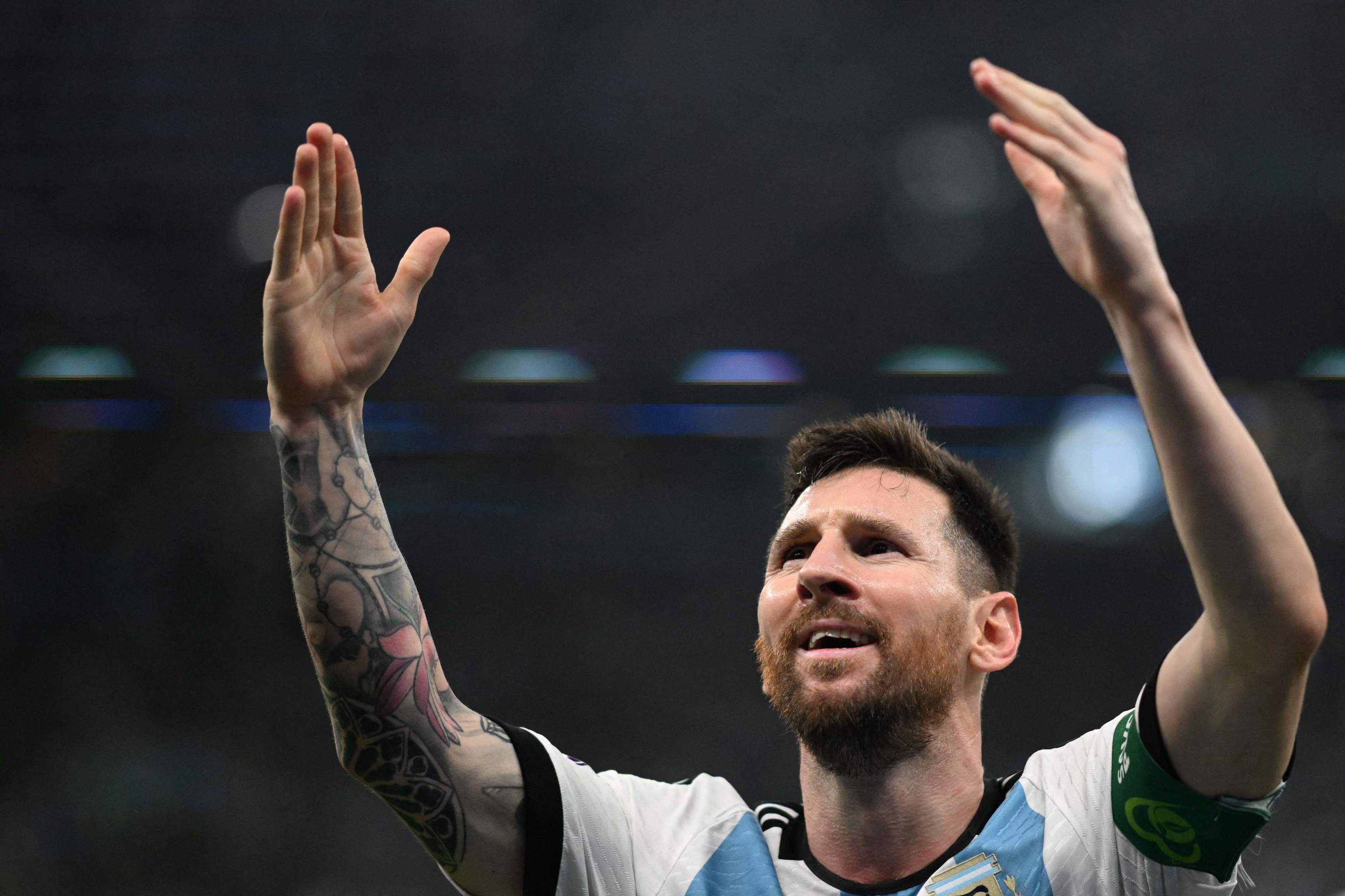 Messi celebra su gol contra México.