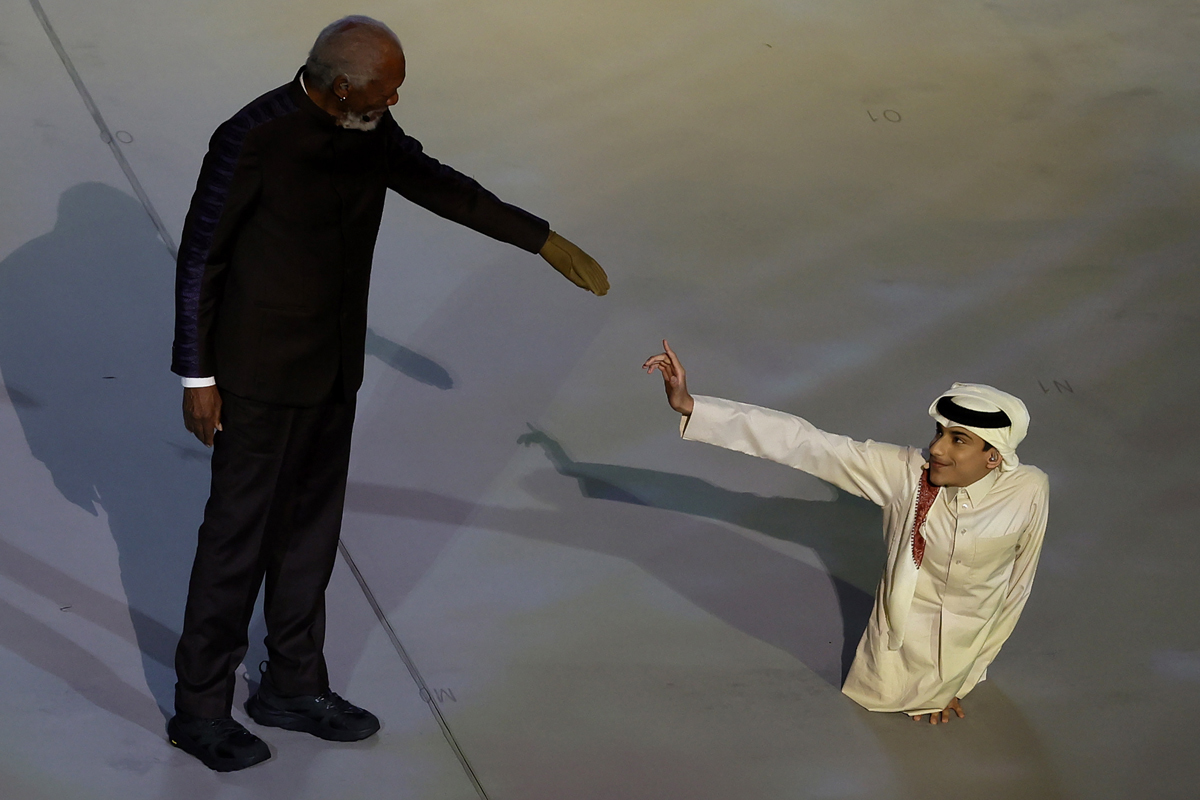Con Morgan Freeman en la presentación de Qatar 2022.