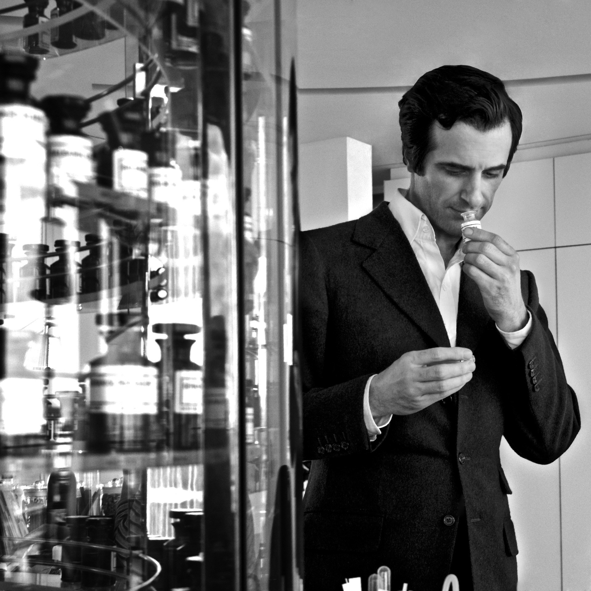 Olivier Polge, el perfumista de Chanel que iba para pianista: "La perfumería es difícil de entender, no se enseña en los colegios ni tiene lenguaje propio"