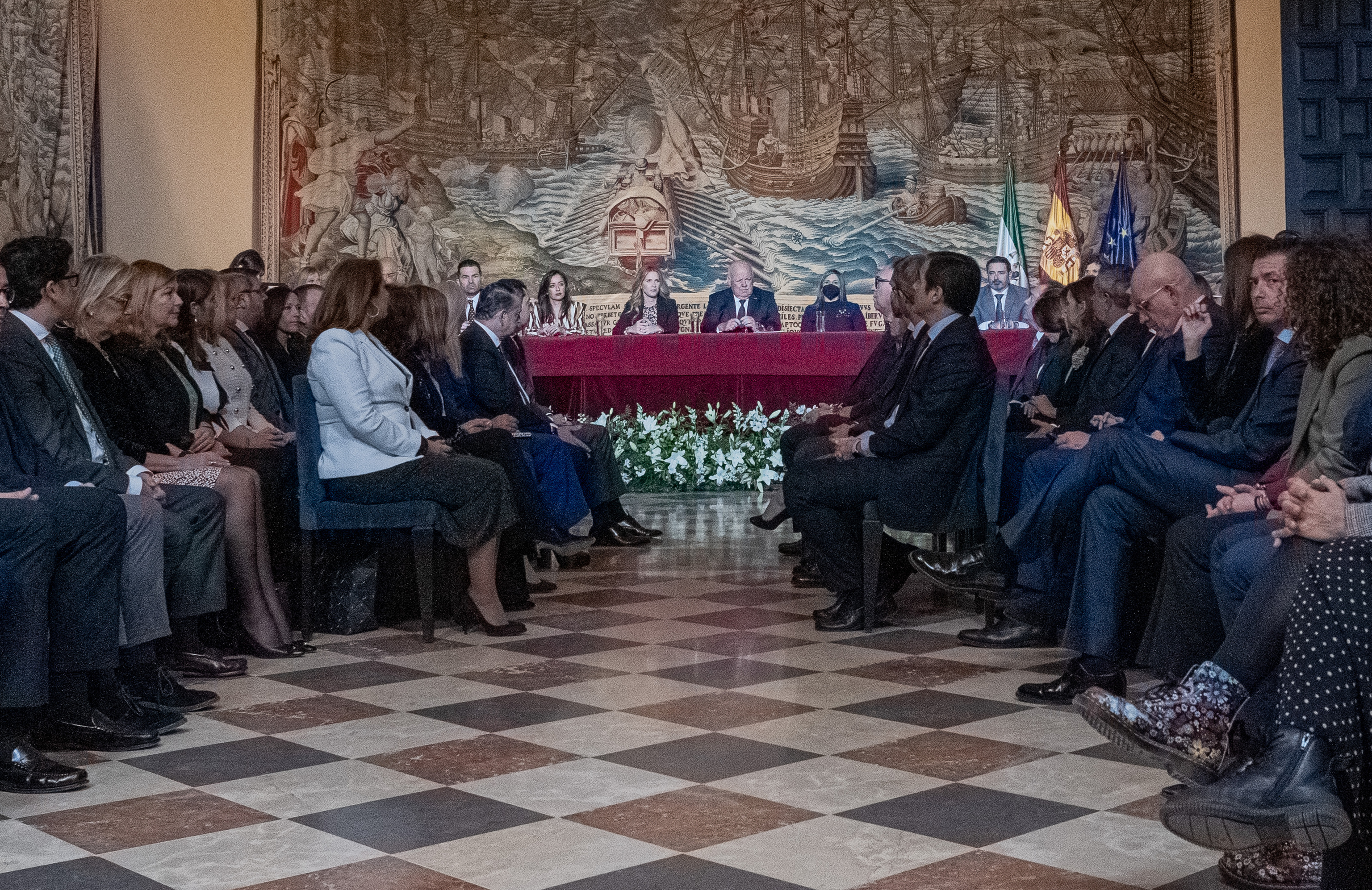 Sesin extraordinaria del pleno del Parlamento andaluz, celebrado este lunes en el Saln de los Tapices del Real Alczar de Sevilla.