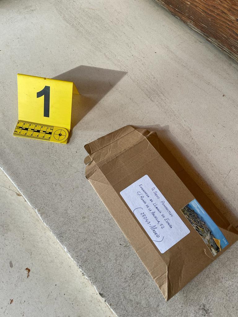 Paquete bomba enviado a la embajada de Ucrania, en Madrid.