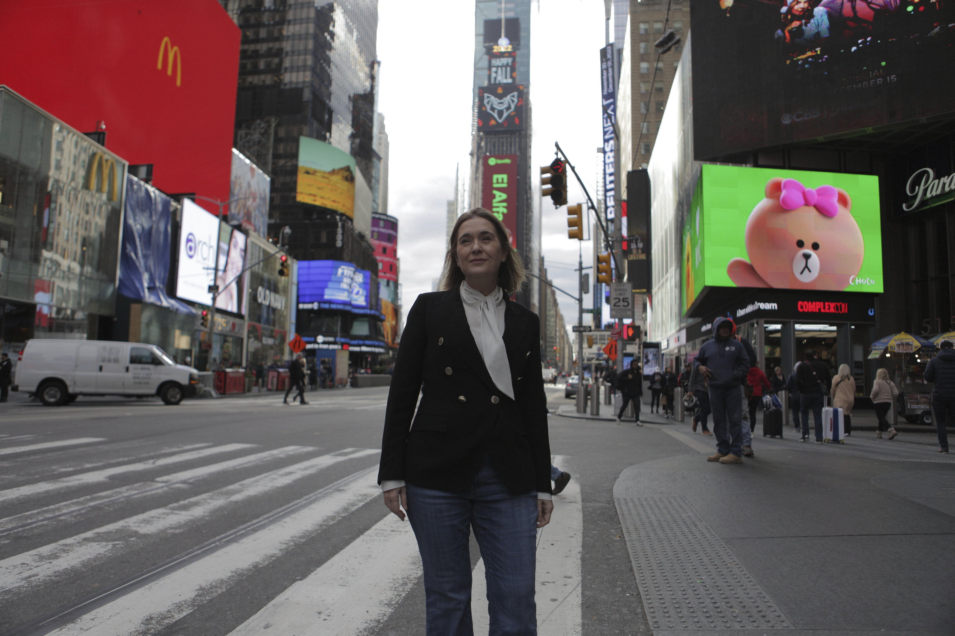 La consejera de Cultura, Turismo y Deporte, Marta Rivera de la Cruz, en Times Square, Nueva York.