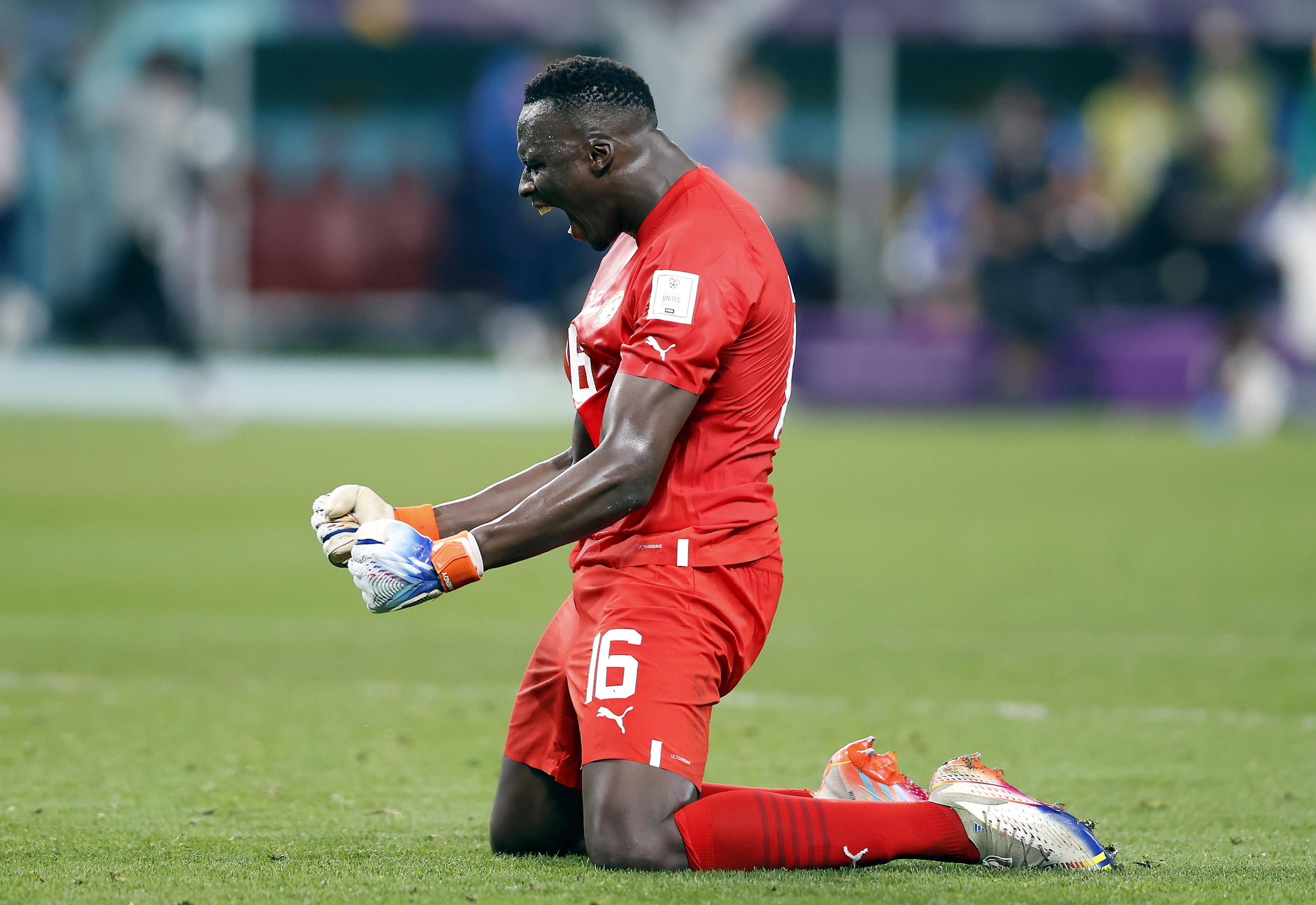 Mendy celebra la clasificación de Senegal frente a Ecuador.