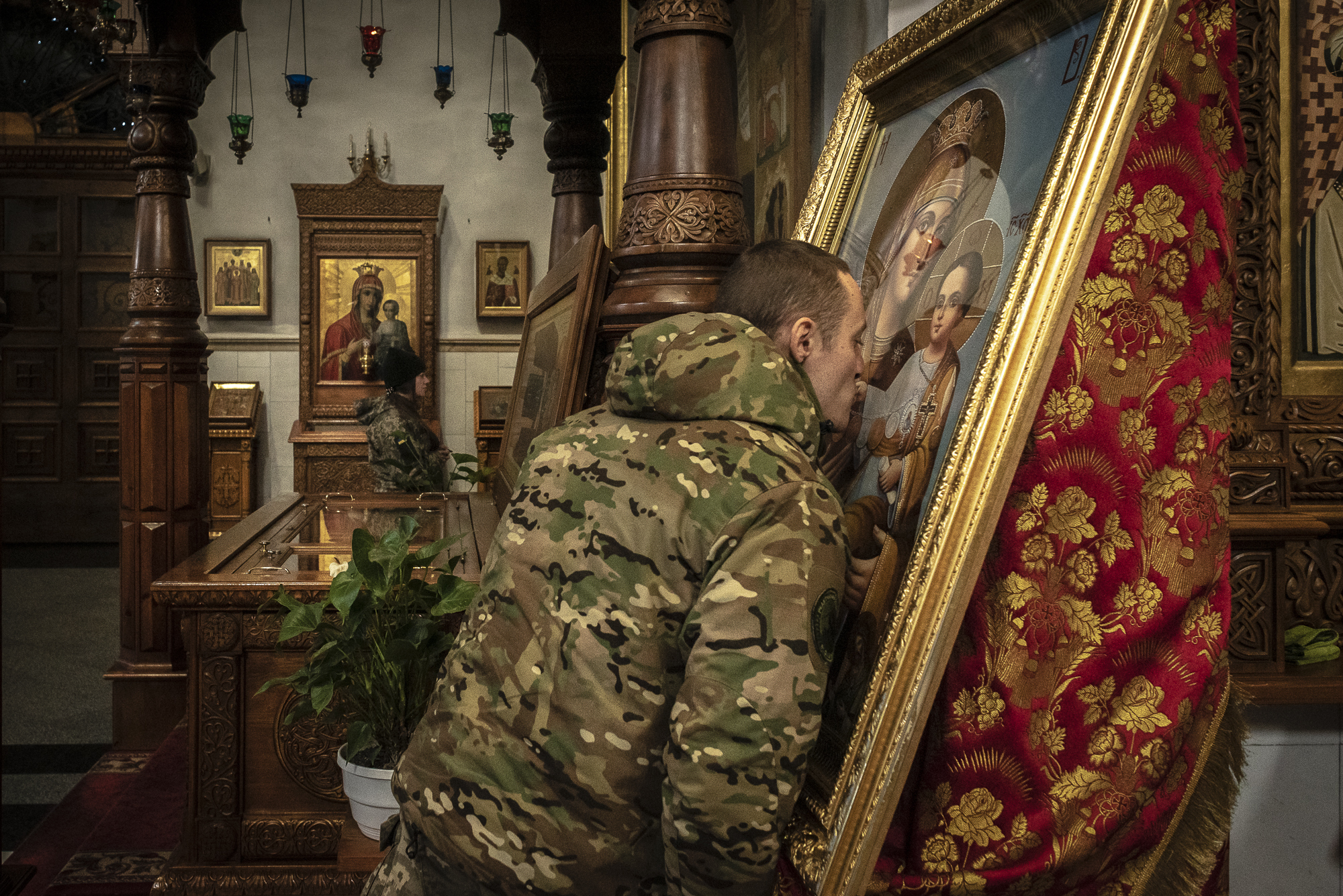 Un monasterio sagrado en la primera línea del frente de la guerra en Ucrania