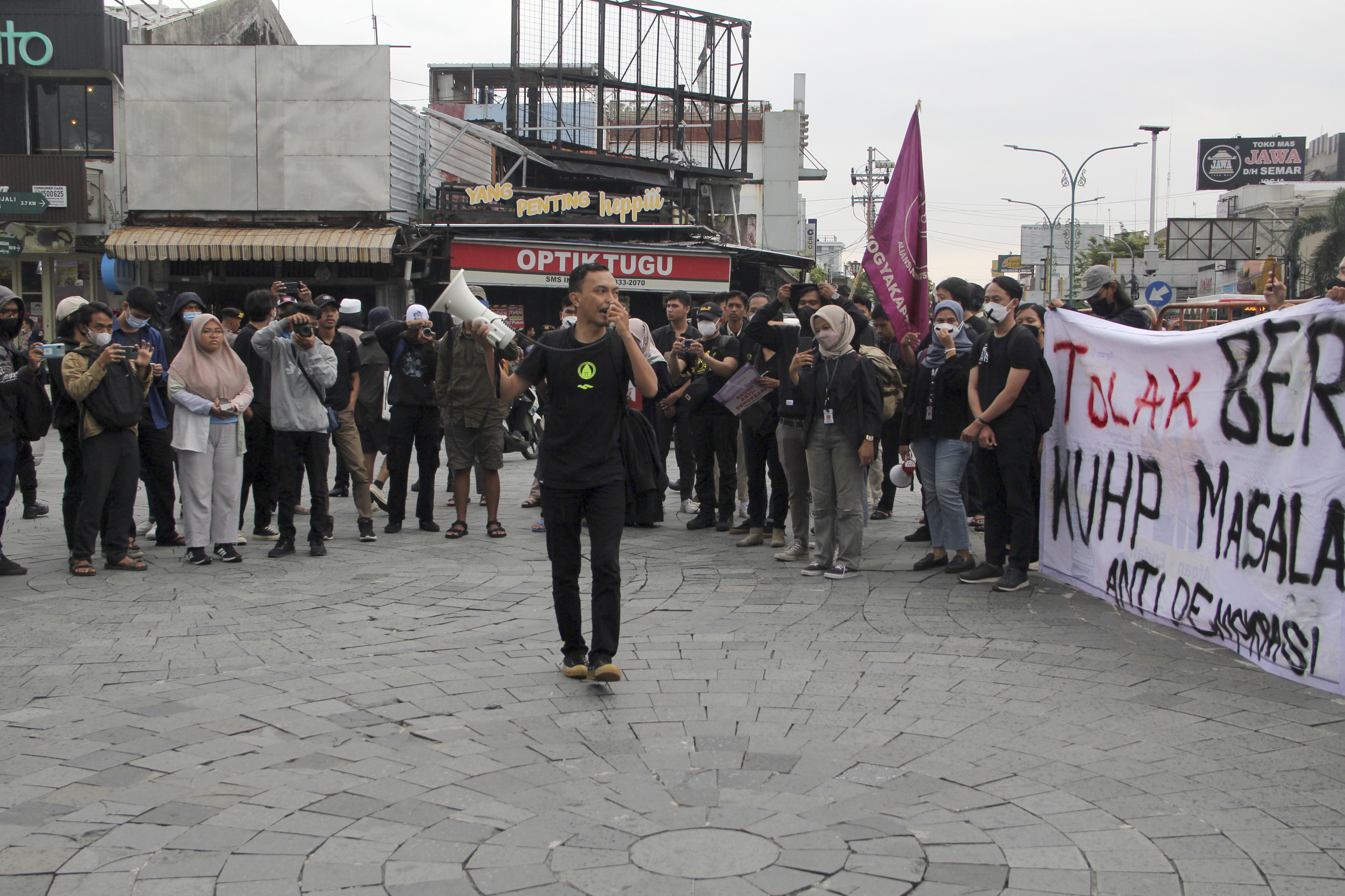 Protestas contra la reforma legal en Yogyakarta.