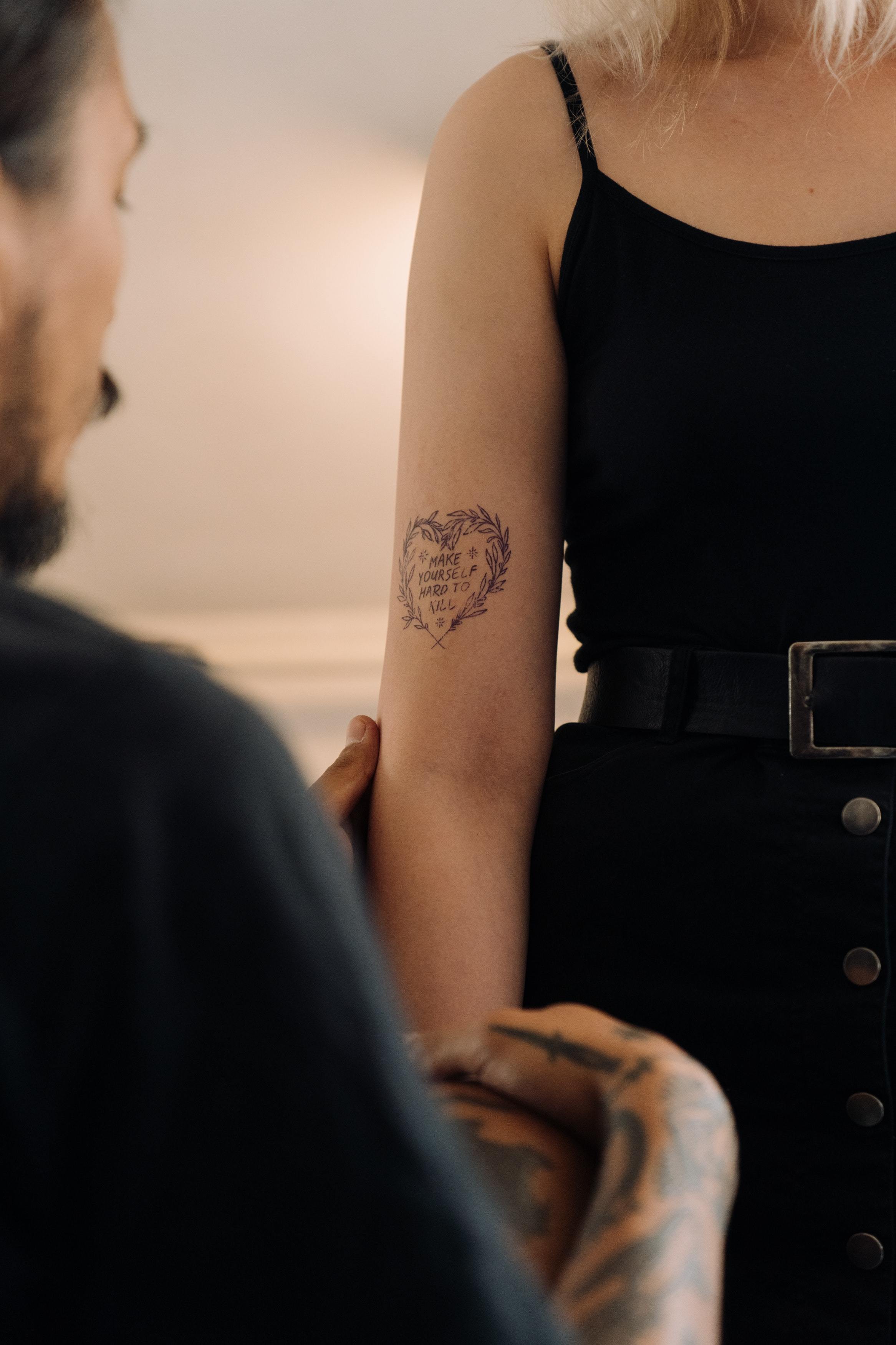 reforma Accor deseable 15 tatuajes pequeños de mujer que puedes llevar donde más te guste |  Lifestyle